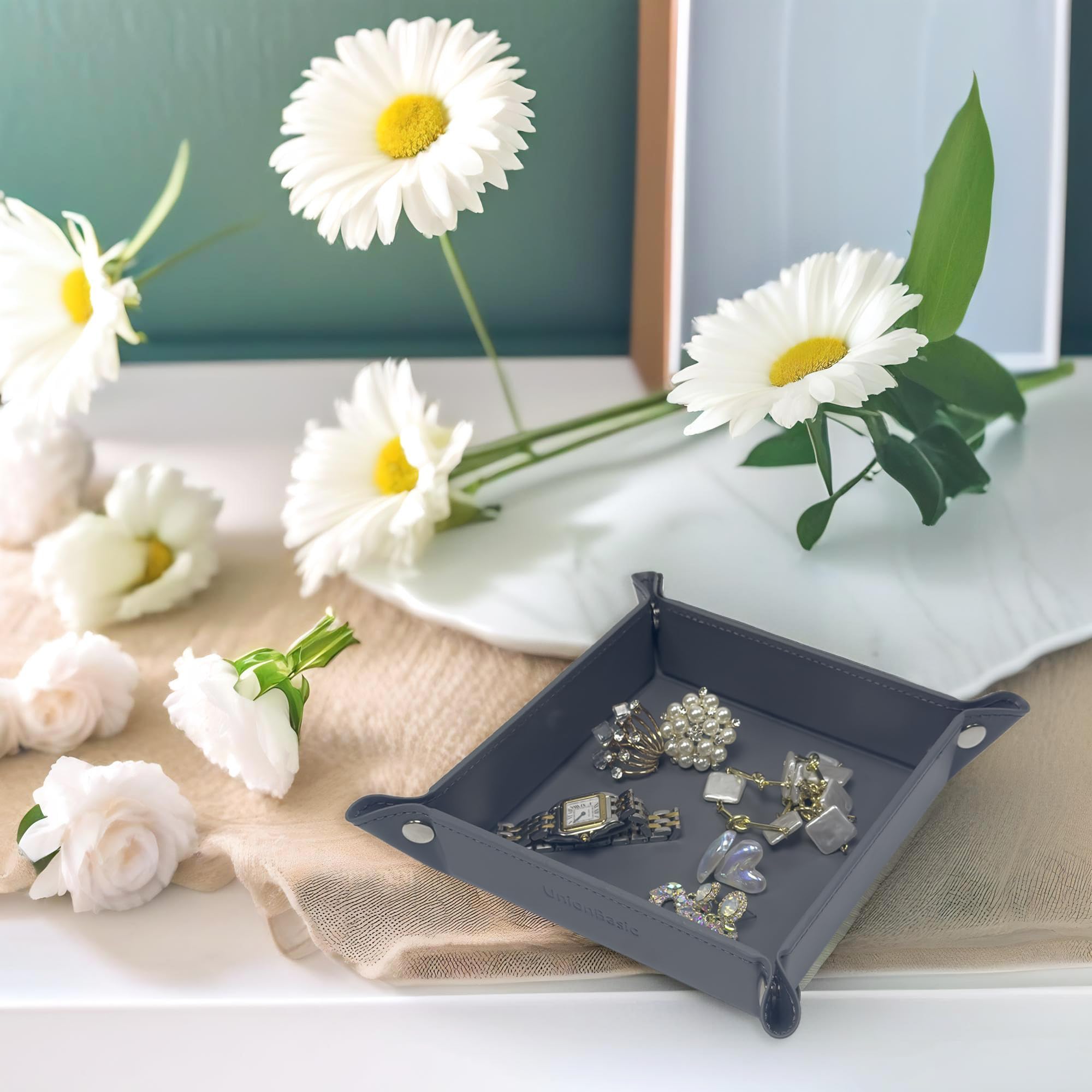 UnionBasic Small Valet Tray - Jewelry Organizer for Rings, Watches & Earrings - Entryway Catchall for Keys, Coins & Change - Nightstand Bedside Organizer - Electronic Gadgets Tray - Elegant Grey - Perfect for Home, Office & Travel Organization