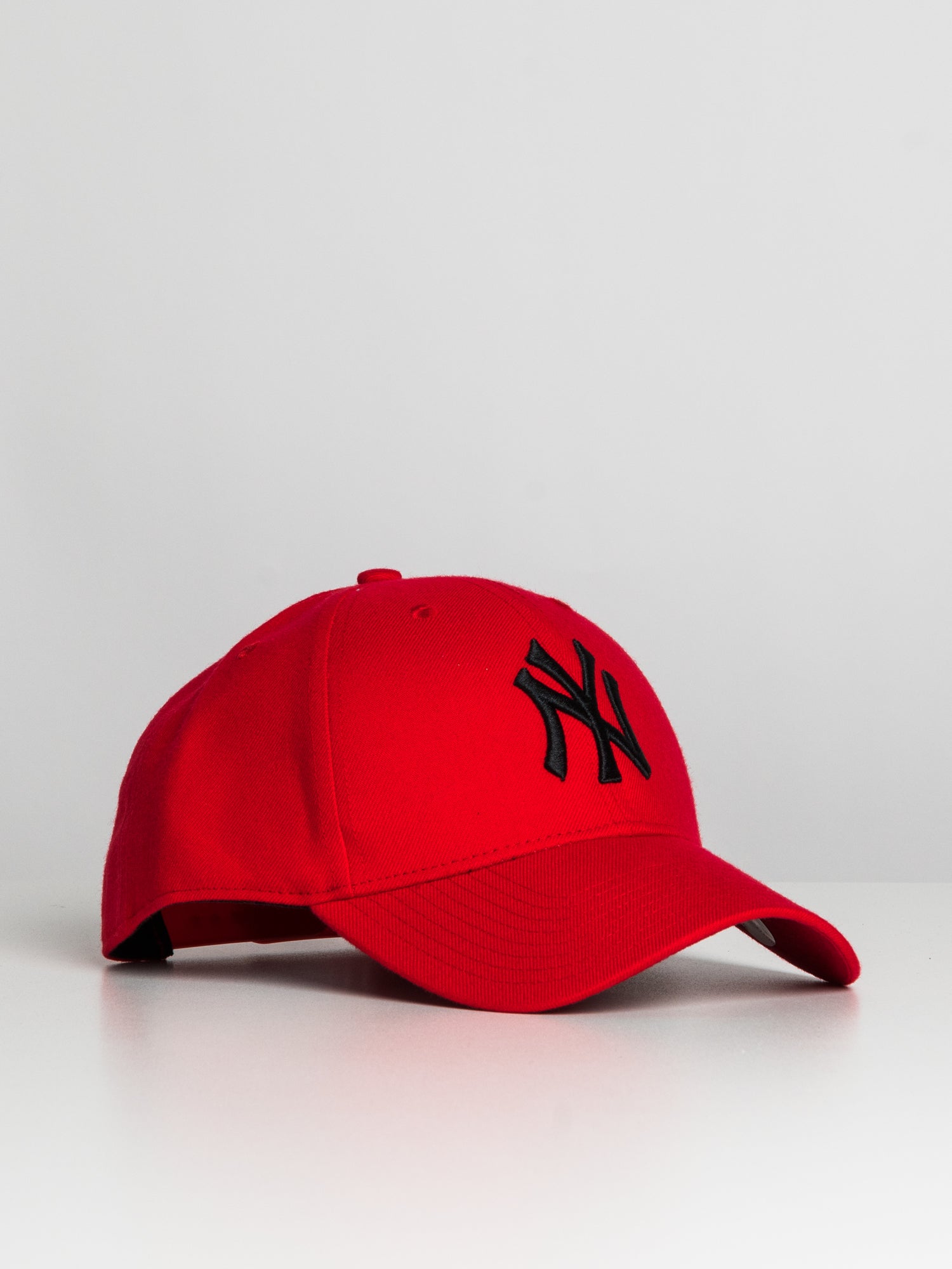 New York Yankees 47 Brand MVP Adjustable Baseball Cap - Official MLB Licensed Hat for Men & Women - Perfect for Games, Fan Gear & Streetwear Fashion