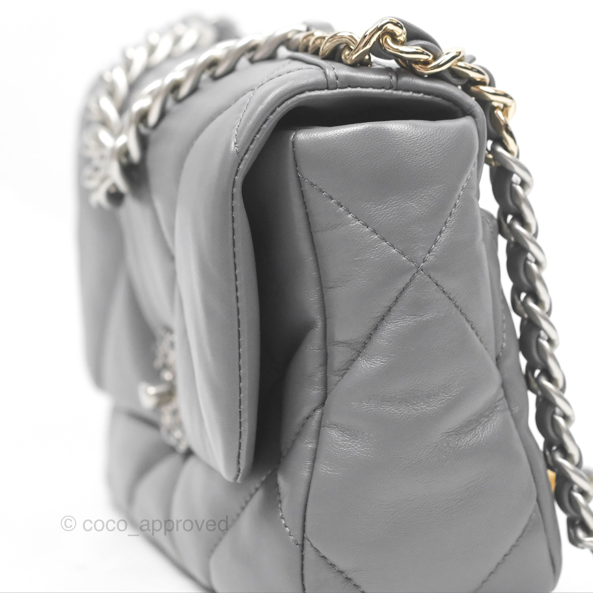 Chanel 19 Small Handbag in Dark Grey with Mixed Hardware - Luxury Crossbody Bag for Women, Perfect for Date Night & Evening Events