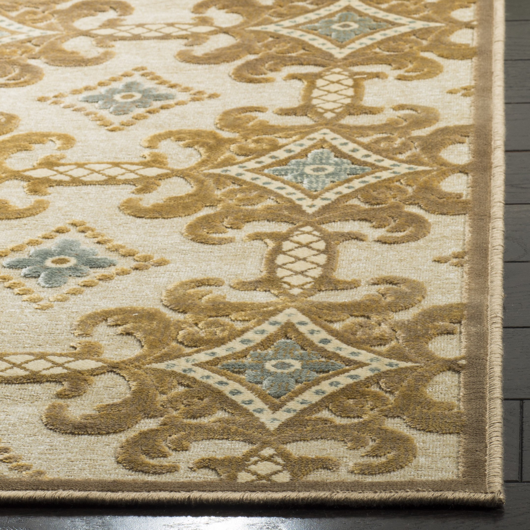 SAFAVIEH Martha Stewart Collection 8' x 10' Taupe/Cream Viscose Area Rug - Soft & Durable for Living Room, Dining Room, Bedroom Decor (MSR74303)