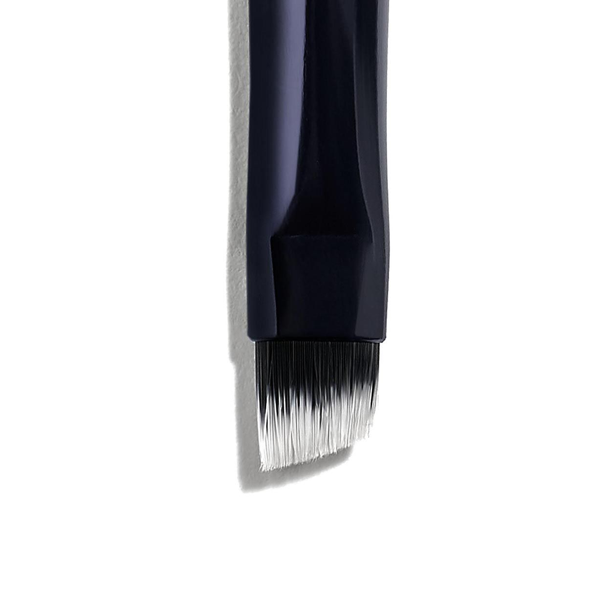 Professional Eye Definer Duo Brush Set - Double-Ended Eyeliner & Smudger for Precise Makeup Application | Perfect for Winged Liner, Tightlining & Smokey Eye Looks