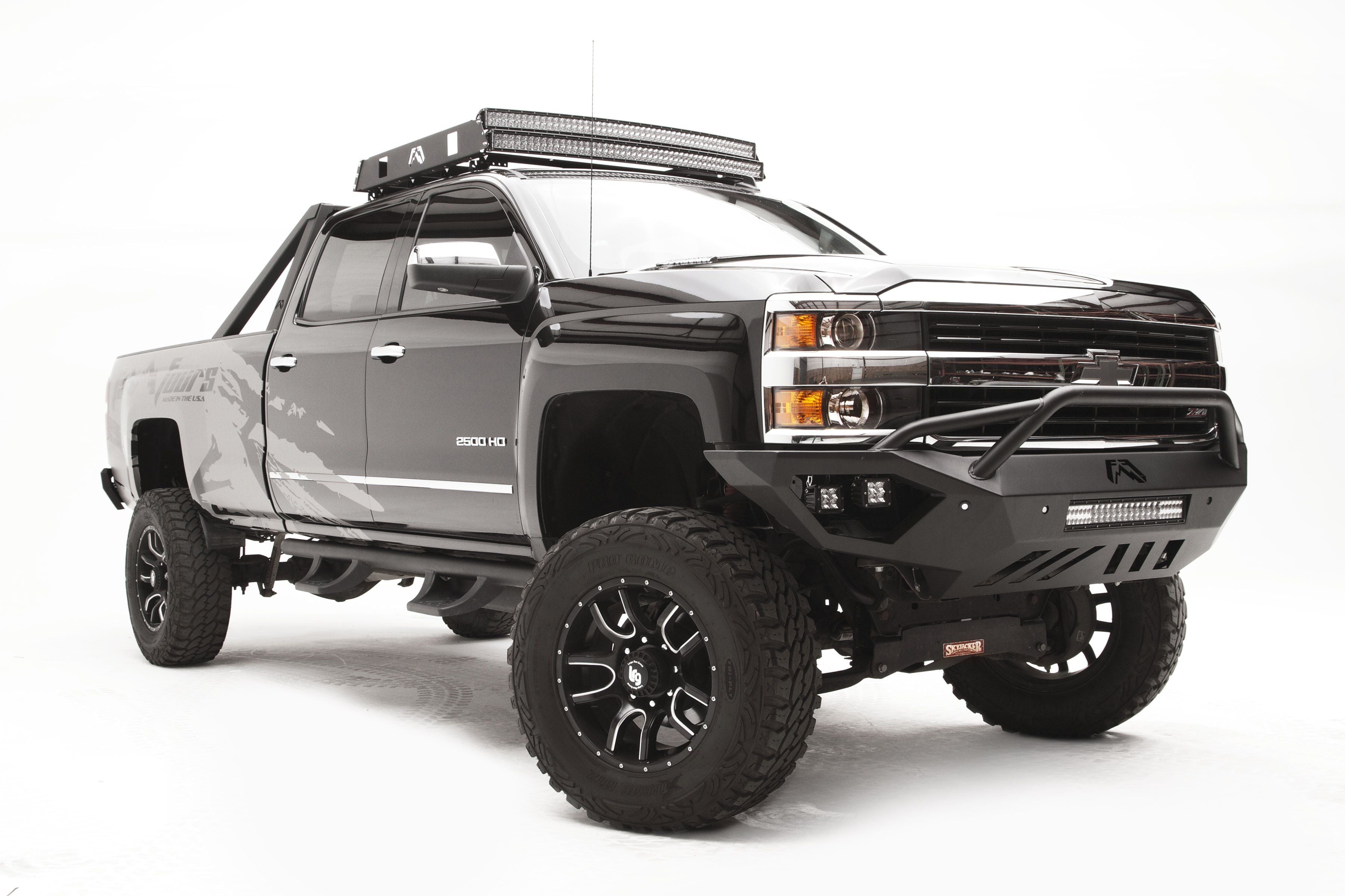 15-19 Chevrolet 2500/3500HD Vengeance Series Heavy Duty Front Bumper | Off-Road Truck Upgrade for Silverado & Sierra HD Models | Perfect for Towing, Off-Roading & Truck Customization