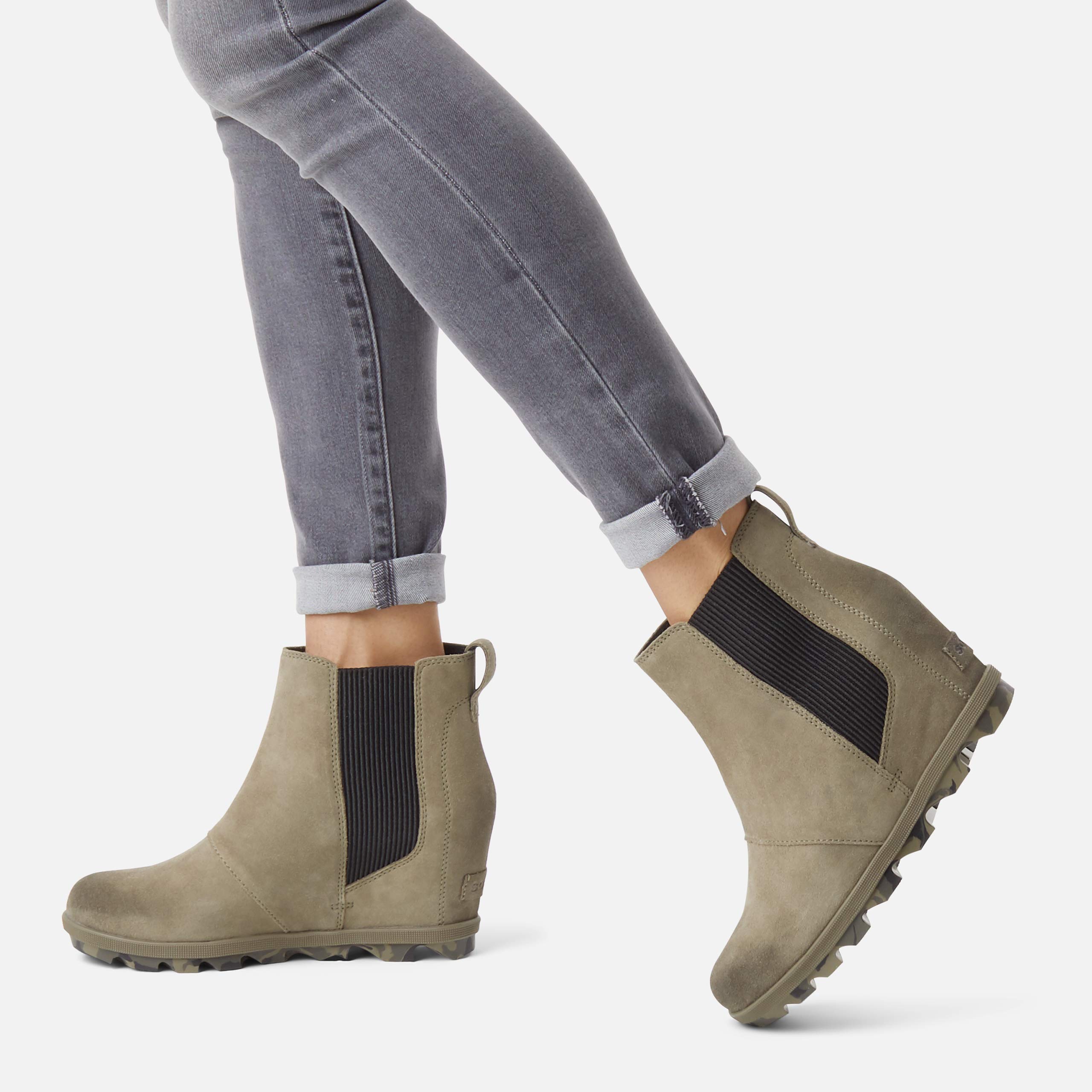 Sorel Women's Platform Boots - Waterproof Winter Snow Boots for Women with Traction, Comfortable & Stylish | Perfect for Snowy Days, Hiking & Outdoor Adventures