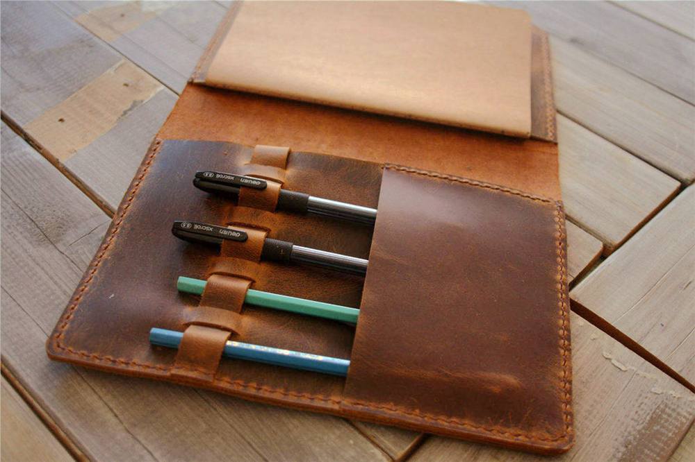 Custom Engraved Brown Leather Sketchbook - Handmade Journal for Artists, Writers & Travelers - Perfect for Drawing, Note-Taking & Gift Giving