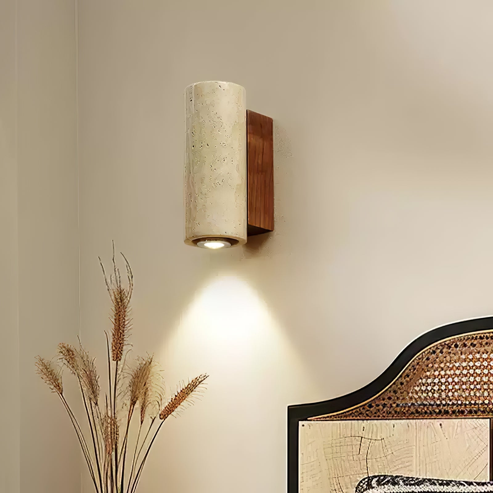 Modern Plug-in Wall Sconce with Adjustable Arm - Perfect for Bedroom, Living Room & Hallway Lighting