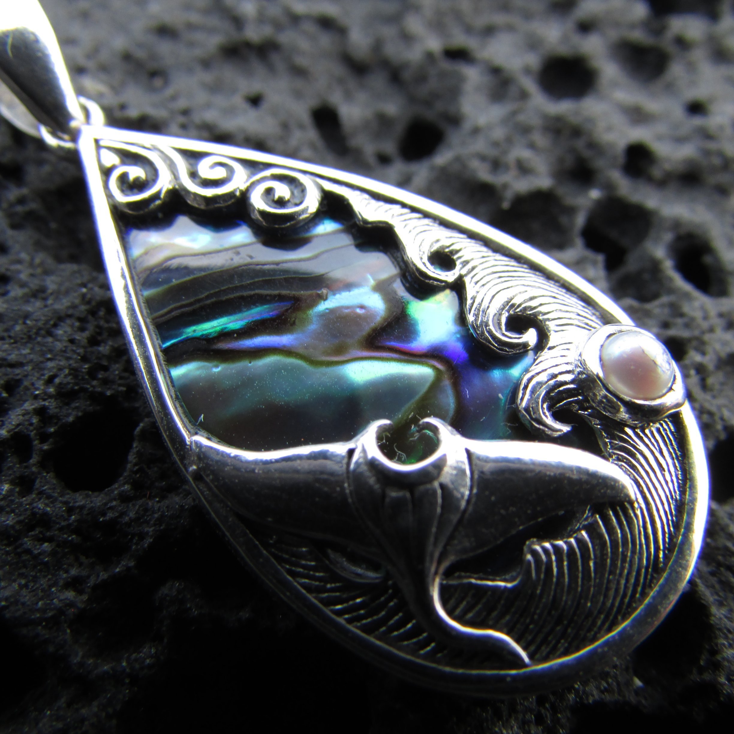 Handmade Manta Ray Wave Pendant Necklace with Pearl & Paua Abalone Shell | Sterling Silver Ocean Jewelry | Unique Beach Gift for Women | Perfect for Summer Vacations, Boho Outfits & Coastal Weddings