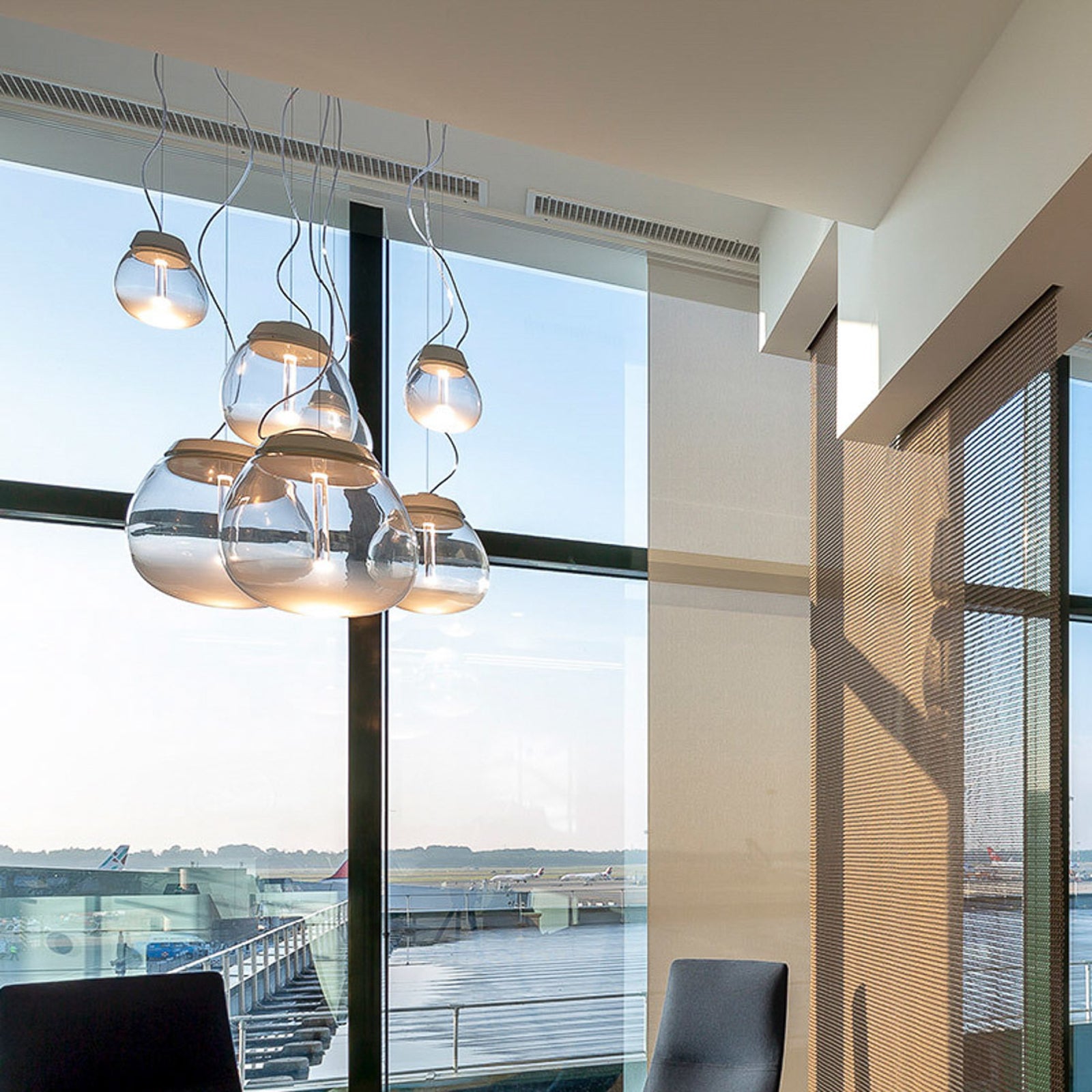 Empatia Modern Pendant Lamp - Stylish Hanging Light Fixture for Living Room, Dining Room, Kitchen Island & Bedroom Decor