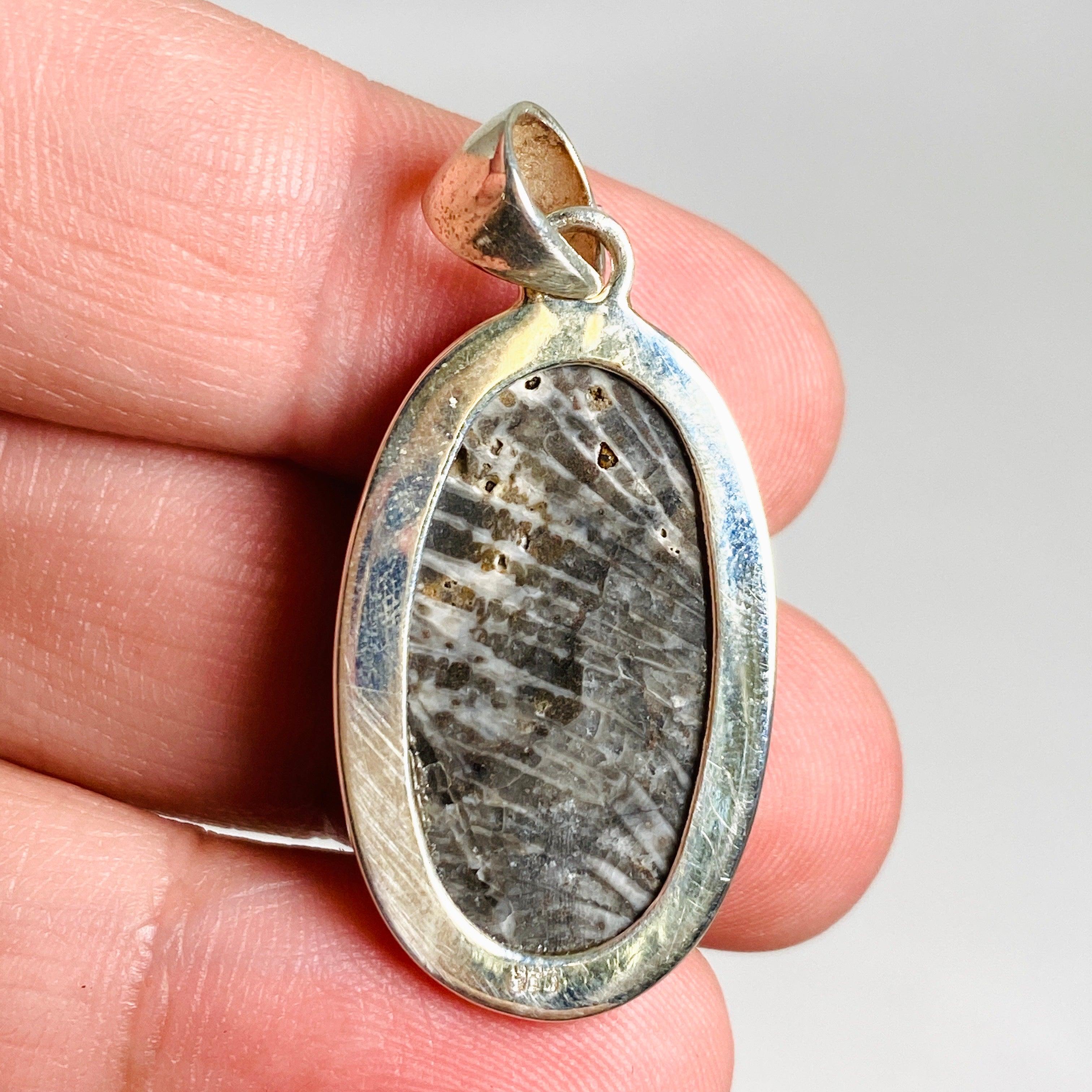 Black Fossilized Coral Oval Pendant Necklace KPGJ3130 - Elegant Jewelry for Women, Perfect for Parties, Weddings & Special Occasions