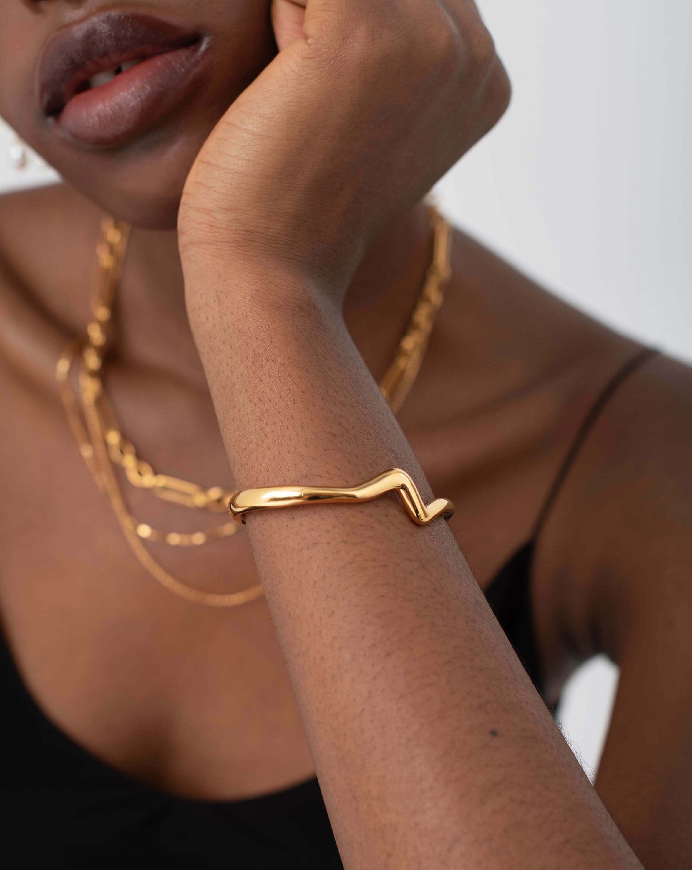 Stylish Molten Wave Cuff Bracelet for Women - Trendy Boho Jewelry for Everyday Wear & Special Occasions