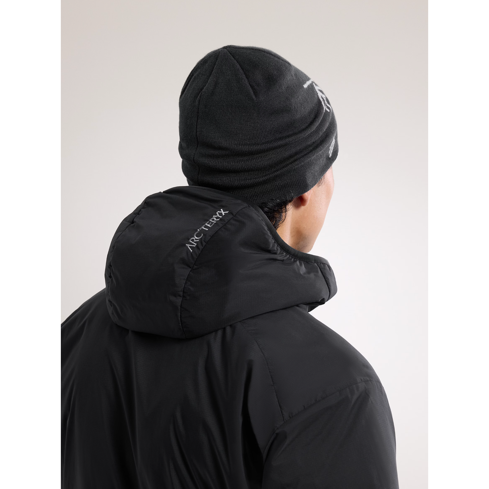 Arc'teryx Lightweight Beanie for Men & Women - Warm Winter Hat for Outdoor Activities, Hiking, Skiing & Snowboarding