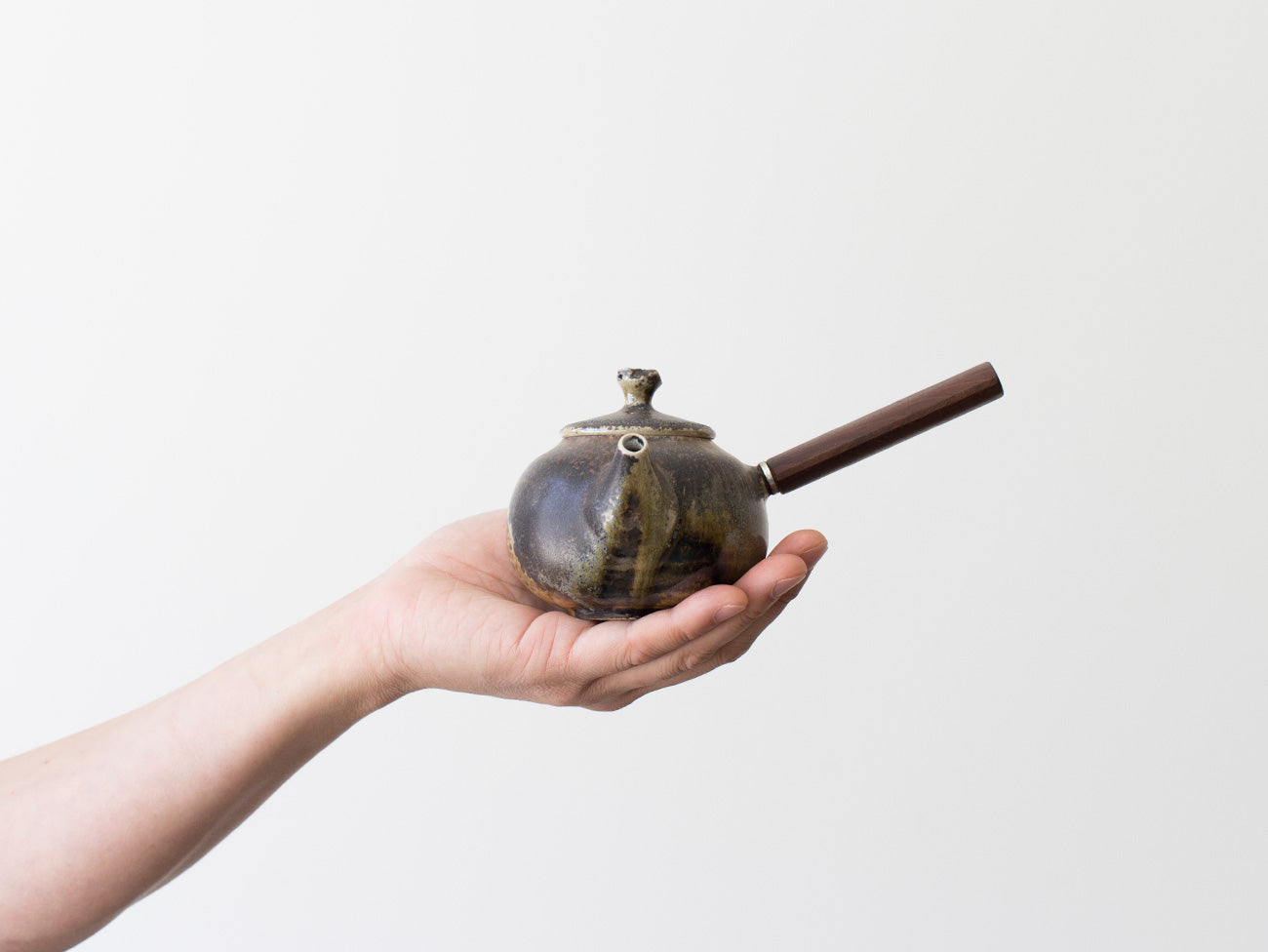 Premium Handcrafted Fire Walnut Teapot - Ceramic Tea Pot with Infuser, Perfect for Loose Leaf Tea, Herbal Tea & Chinese Tea Ceremony - Ideal Gift for Tea Lovers & Home Decor