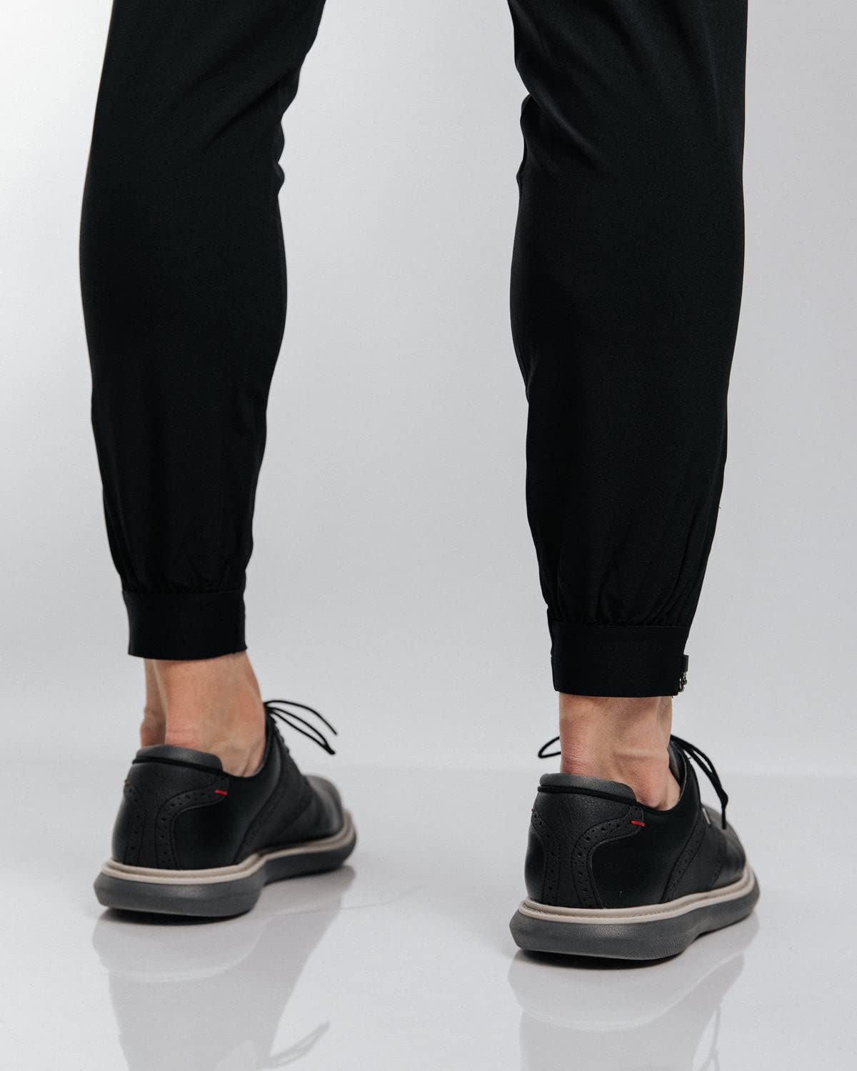 **Primo Golf Jogger Pants for Men - Lightweight 4-Way Stretch Golf Trousers with 4 Pockets, Inner Gel Waistband & Elastic Ankle Cuffs - Perfect for Golf, Travel & Casual Wear**