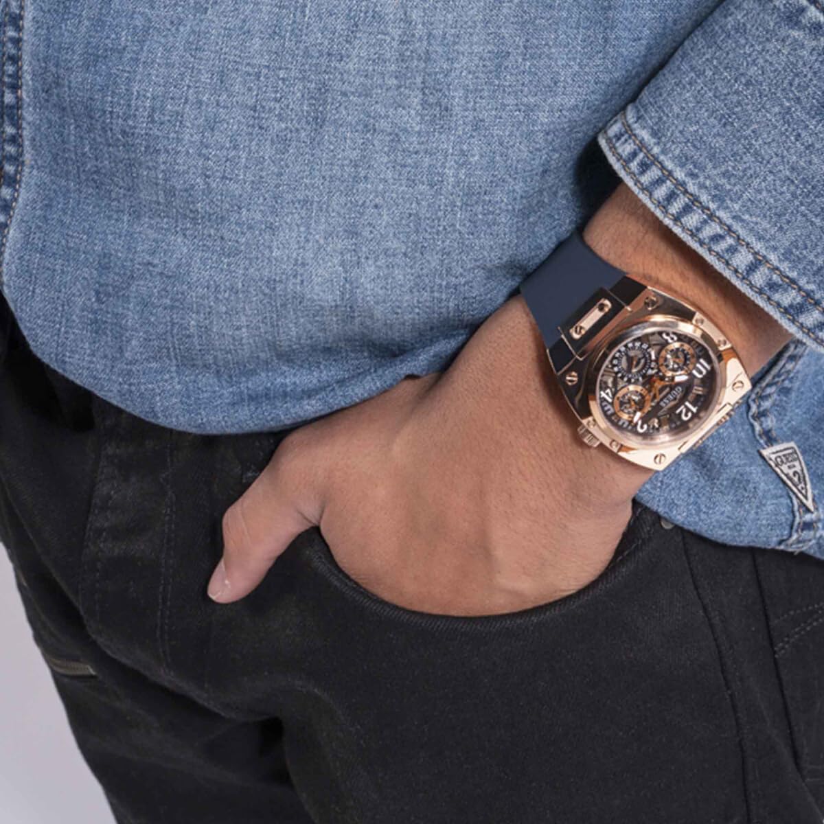 GUESS Men's 43mm Stainless Steel Chronograph Watch with Date Display - Water Resistant Casual & Dress Watch for Business, Travel & Everyday Wear