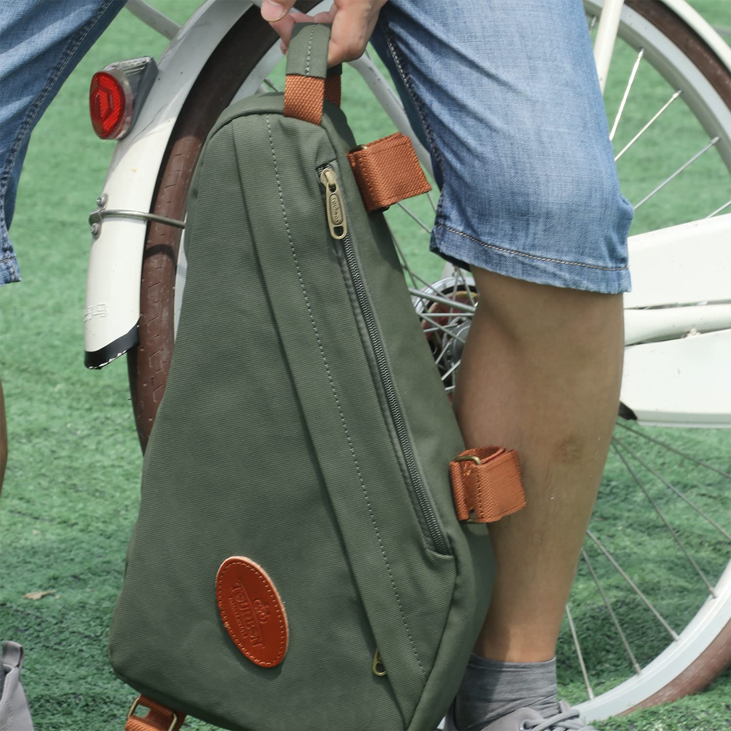 TOURBON Waterproof Cycling Frame Bag - Lightweight Bicycle Triangle Bag for Mountain & Road Bikes - Compact Bike Storage for Phone, Tools & Essentials (Green) - Perfect for Commuting, Touring & Outdoor Adventures