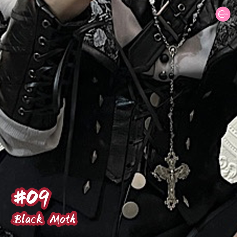 Gothic Dark Punk Cross Pendant Necklace for Women & Men - Stainless Steel Gothic Jewelry - Perfect for Halloween, Cosplay, and Alternative Fashion