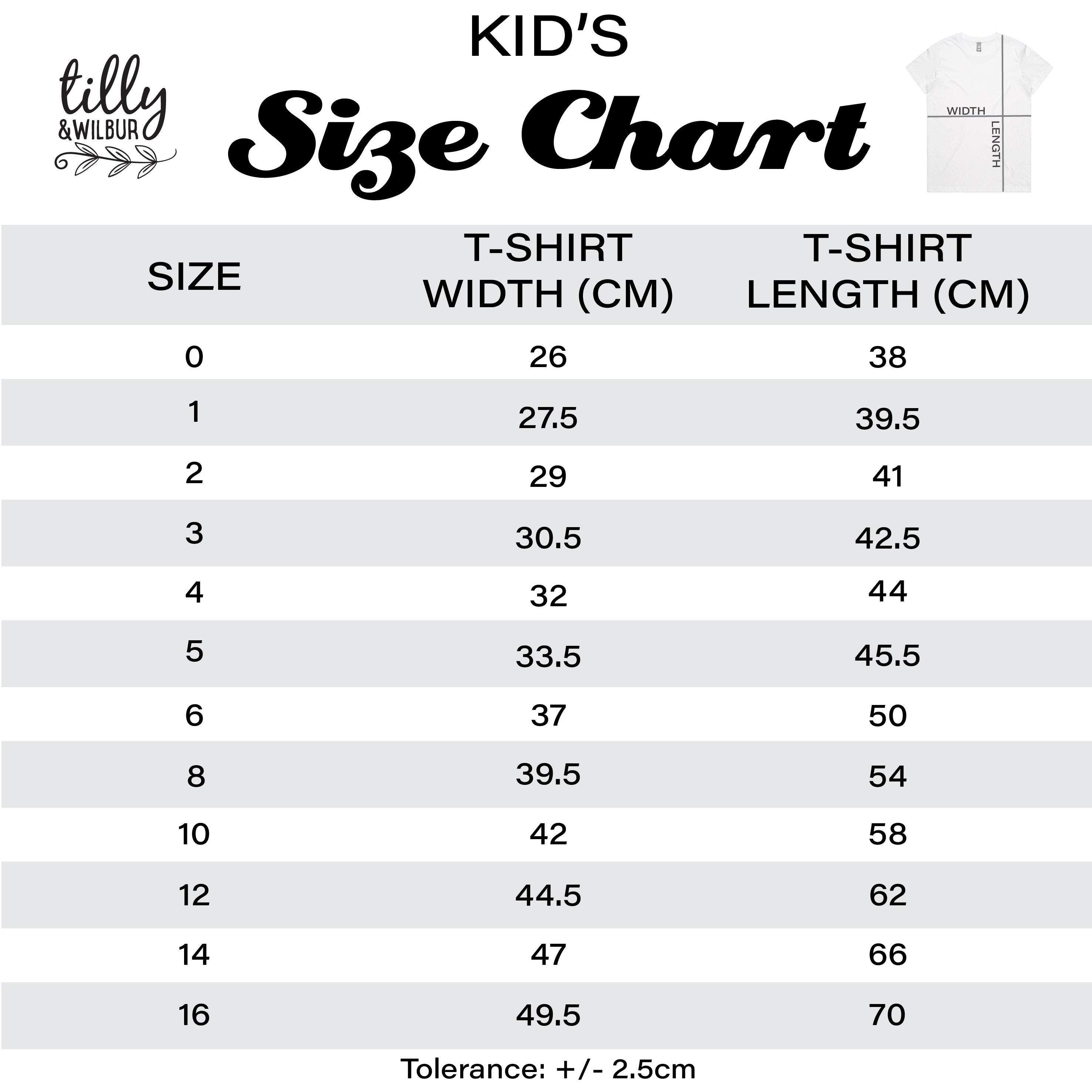 Big Sistersaurus T-Shirt - Funny Dinosaur Graphic Tee for Women & Girls - Perfect for Sibling Gifts, Birthday Parties & Casual Wear
