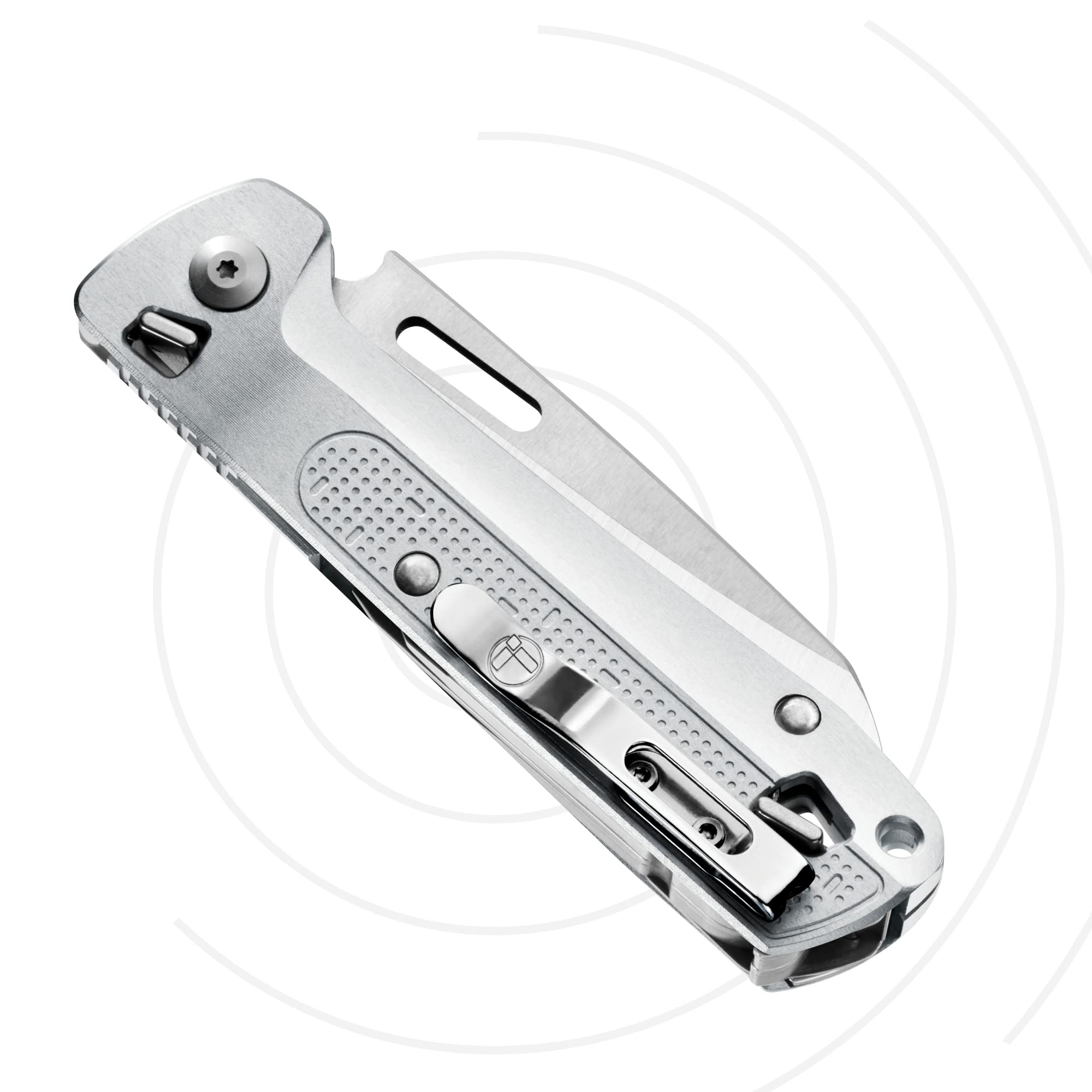 **LEATHERMAN FREE K4 EDC Pocket Multitool – Stainless Steel Knife, Magnetic Locking, Aluminum Handles & Clip – Made in USA (Silver, Serrated Blade) – Perfect for Camping, Hiking & Everyday Carry**