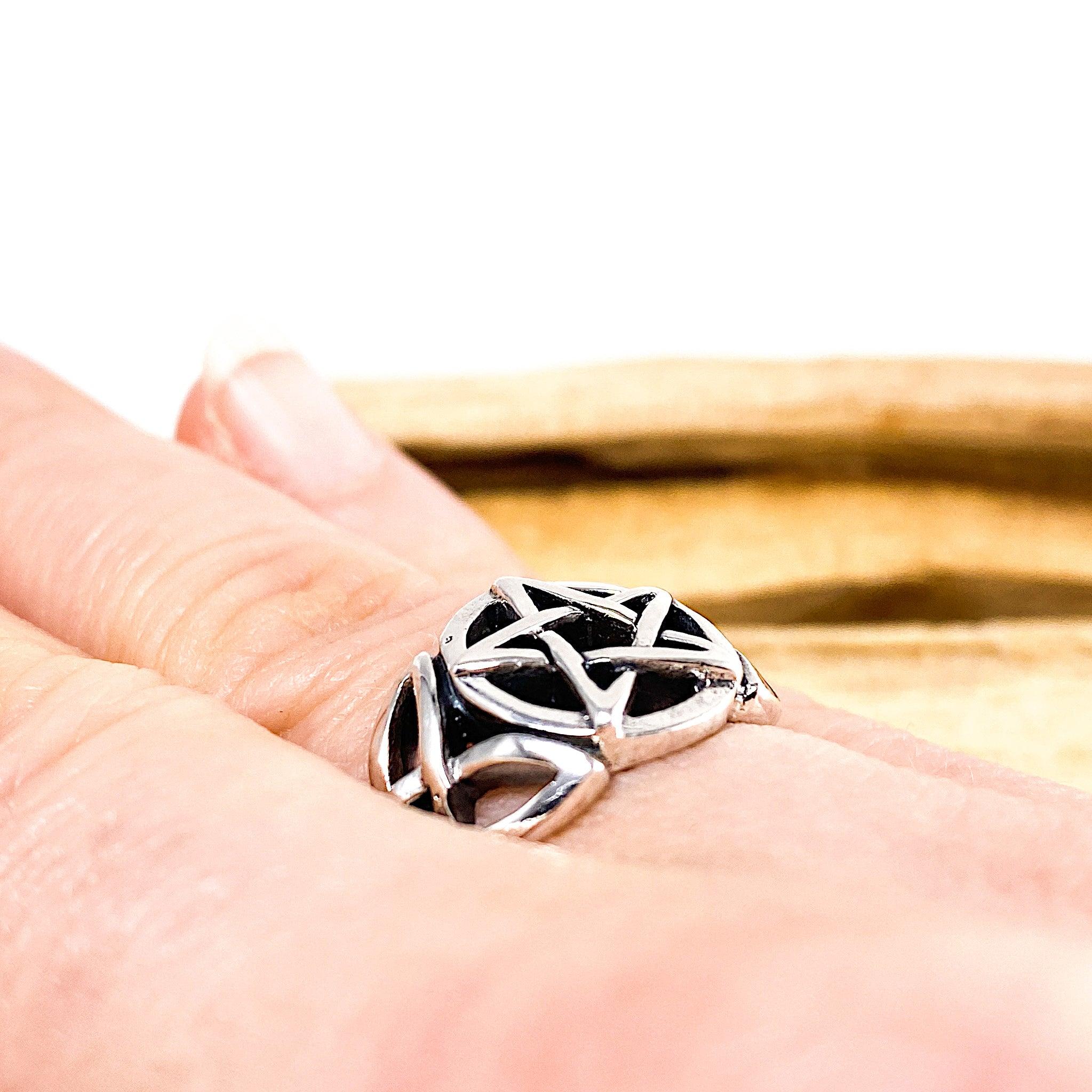 Pentagram Pentacle Triquetra Sterling Silver Ring RG150 - Witchcraft, Wiccan Jewelry for Pagan Rituals & Spiritual Protection