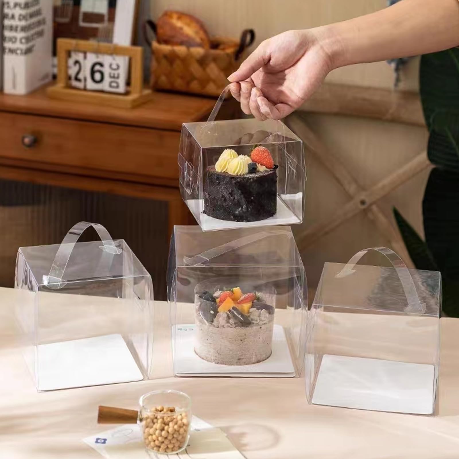 SHUESS 30Pcs 6x6x5 Inch Clear Transparent Bakery Cake Boxes with Handle & Cake Boards - Perfect for Wedding, Birthday, Cupcake Display & Dessert Storage