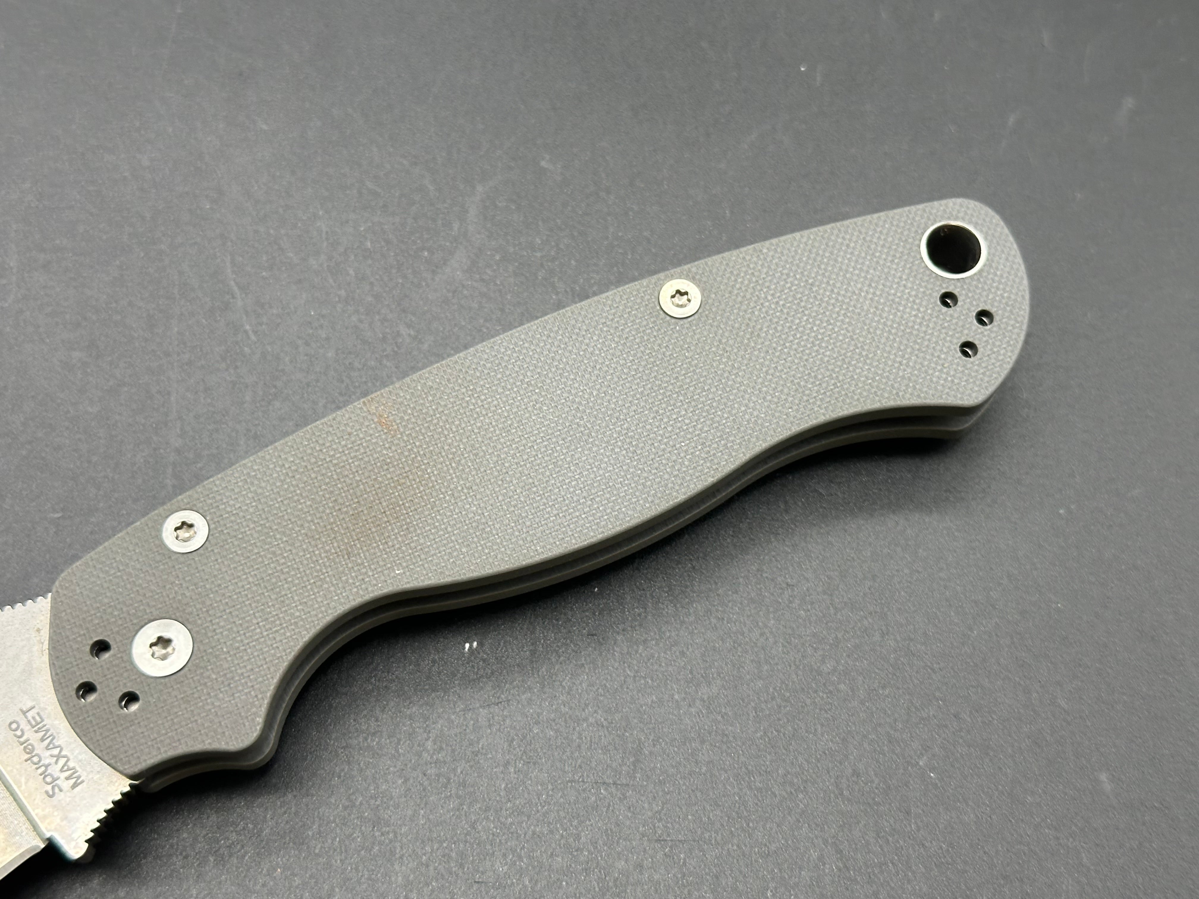 Spyderco Paramilitary 2 Folding Knife - Dark Gray G-10 Handle, CPM-S30V Steel Blade - EDC, Camping, Survival & Outdoor Activities