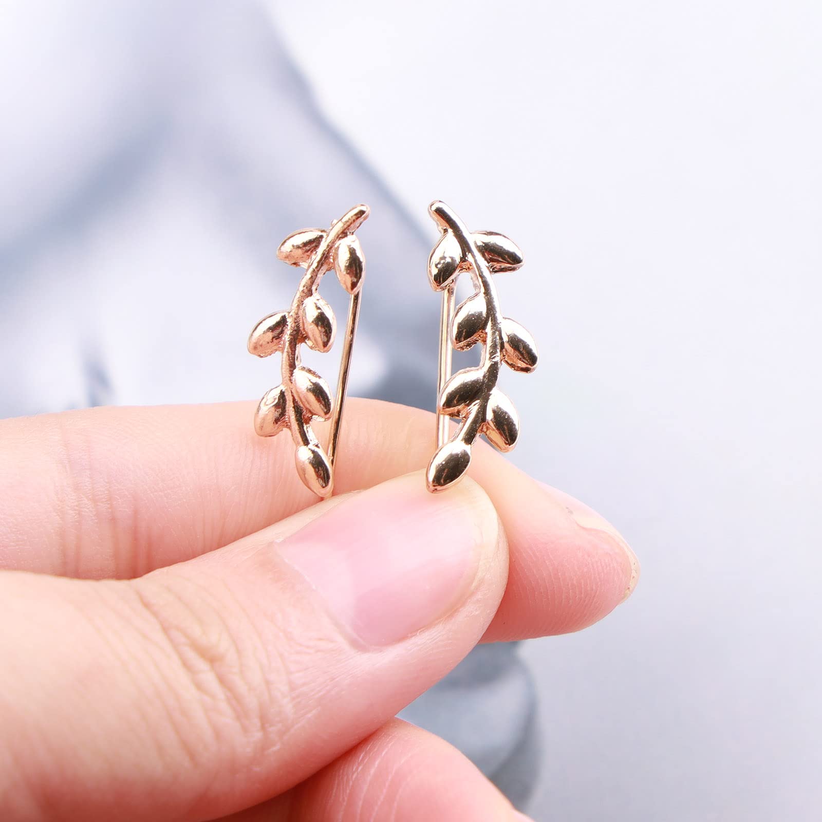 Boho Gold Leaf Ear Climber Earrings - Vintage Filigree Ear Crawler Jewelry for Women - Perfect for Parties, Weddings & Boho Fashion