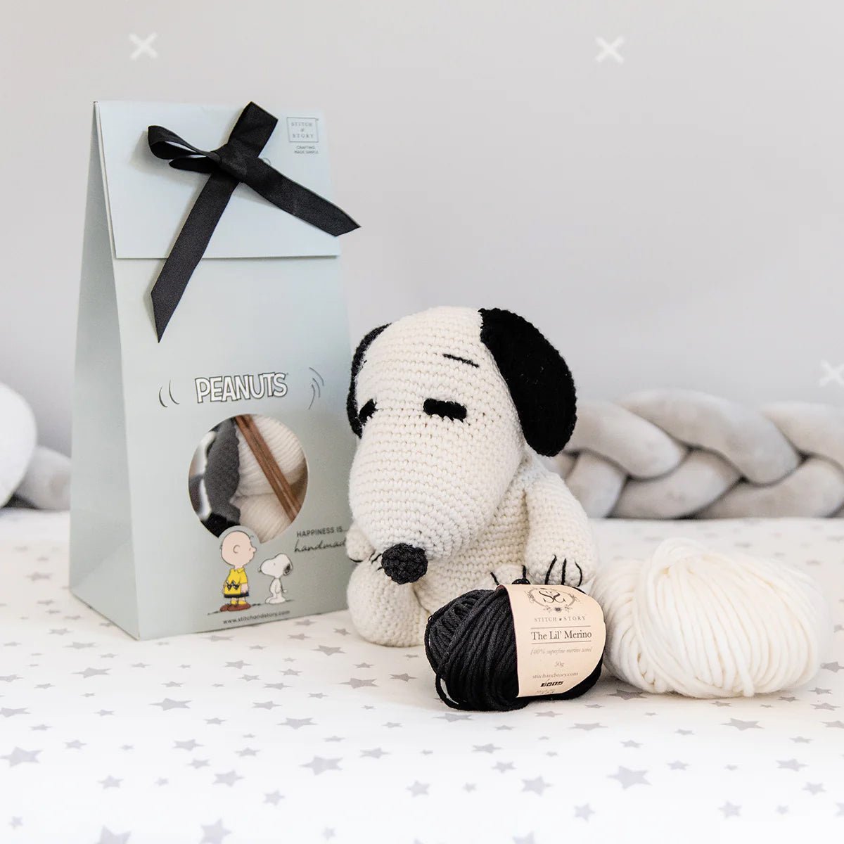 Snoopy Amigurumi Crochet Kit - DIY Knitting Set for Beginners - Perfect for Gifts, Home Decor & Stress Relief