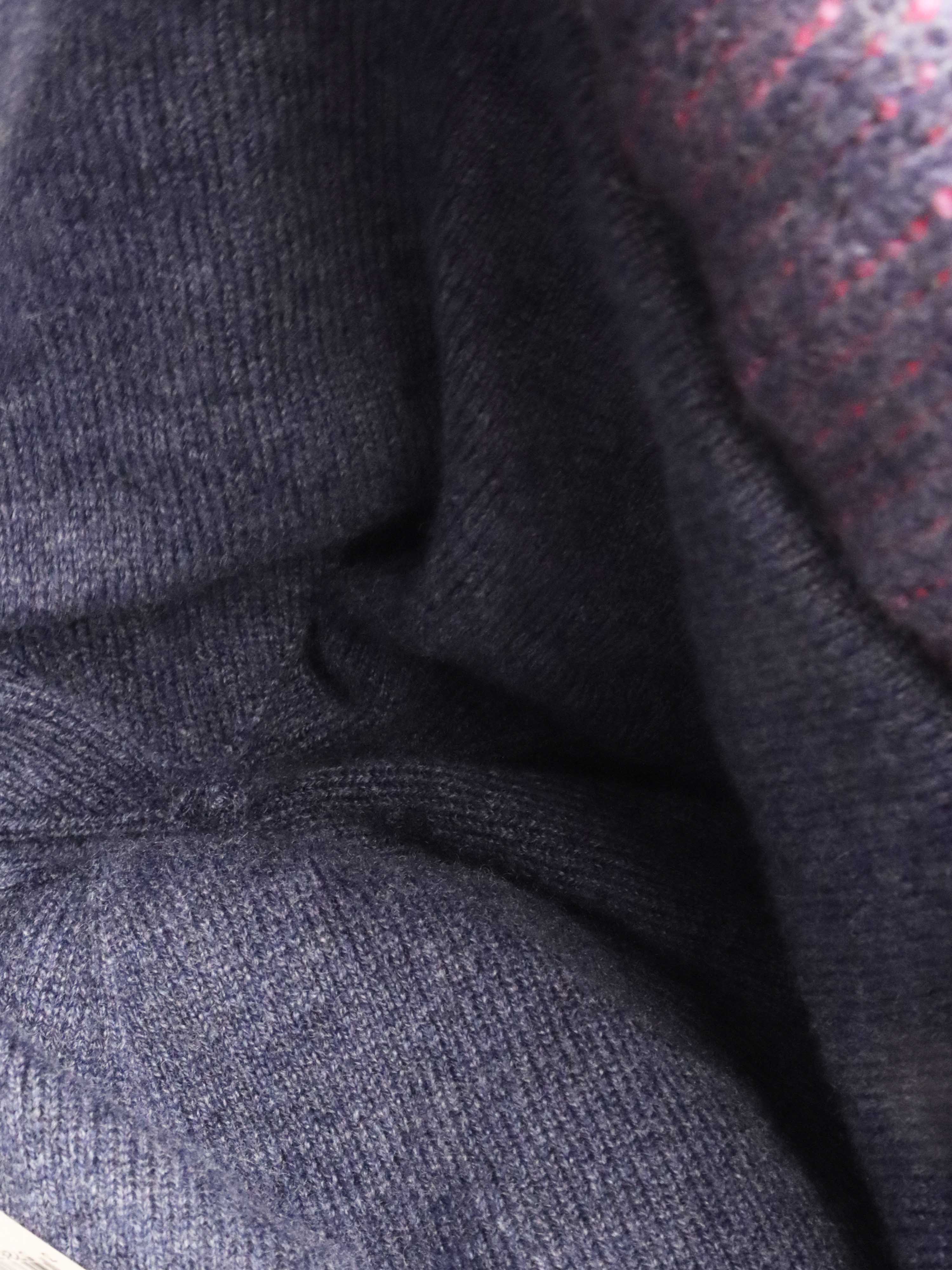 Chanel Navy and Fuchsia Beanie - Luxury Cashmere Winter Hat for Women - Perfect for Skiing, Snowboarding & Cold Weather Fashion