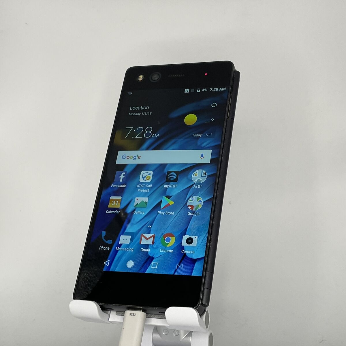 Axon M Z999 ZTE 64GB Unlocked Dual Screen Smartphone for AT&T & GSM Networks - Perfect for Multitasking, Gaming & Productivity on the Go
