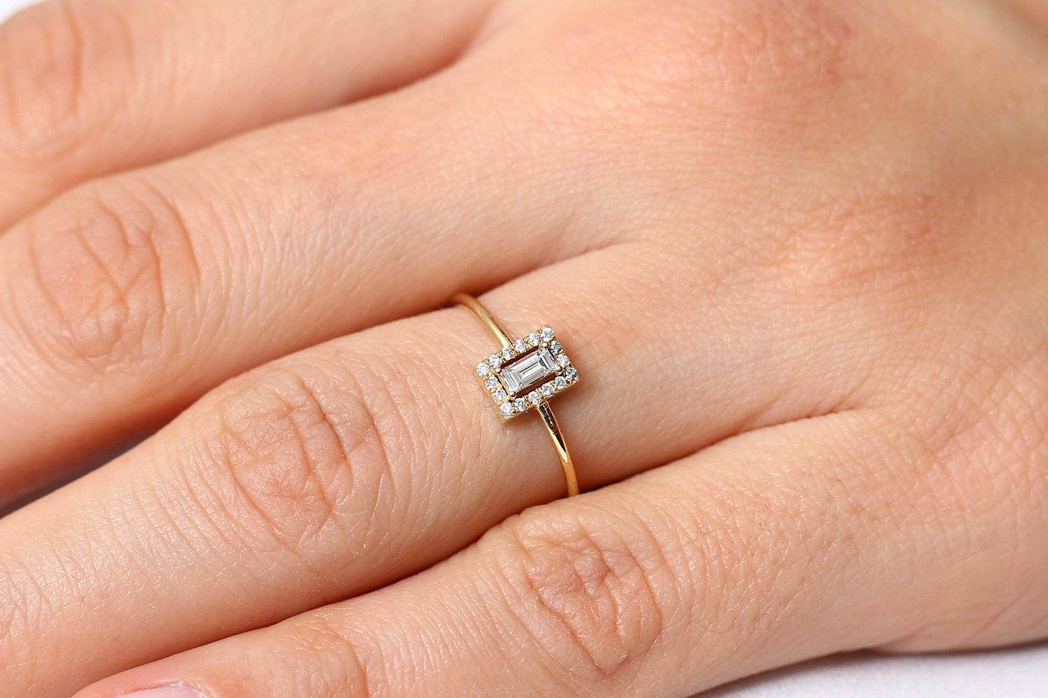 0.50 Carat Baguette Moissanite Diamond Halo Engagement Ring in 10k Gold - Perfect for Proposals, Weddings & Anniversary Gifts
