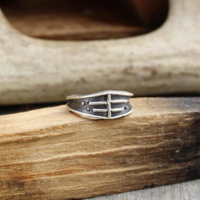 Sirius Ring for Women & Men - Elegant Stainless Steel Promise Ring - Perfect for Couples, Engagements & Anniversaries - Ideal Gift for Valentine's Day, Weddings & Special Occasions