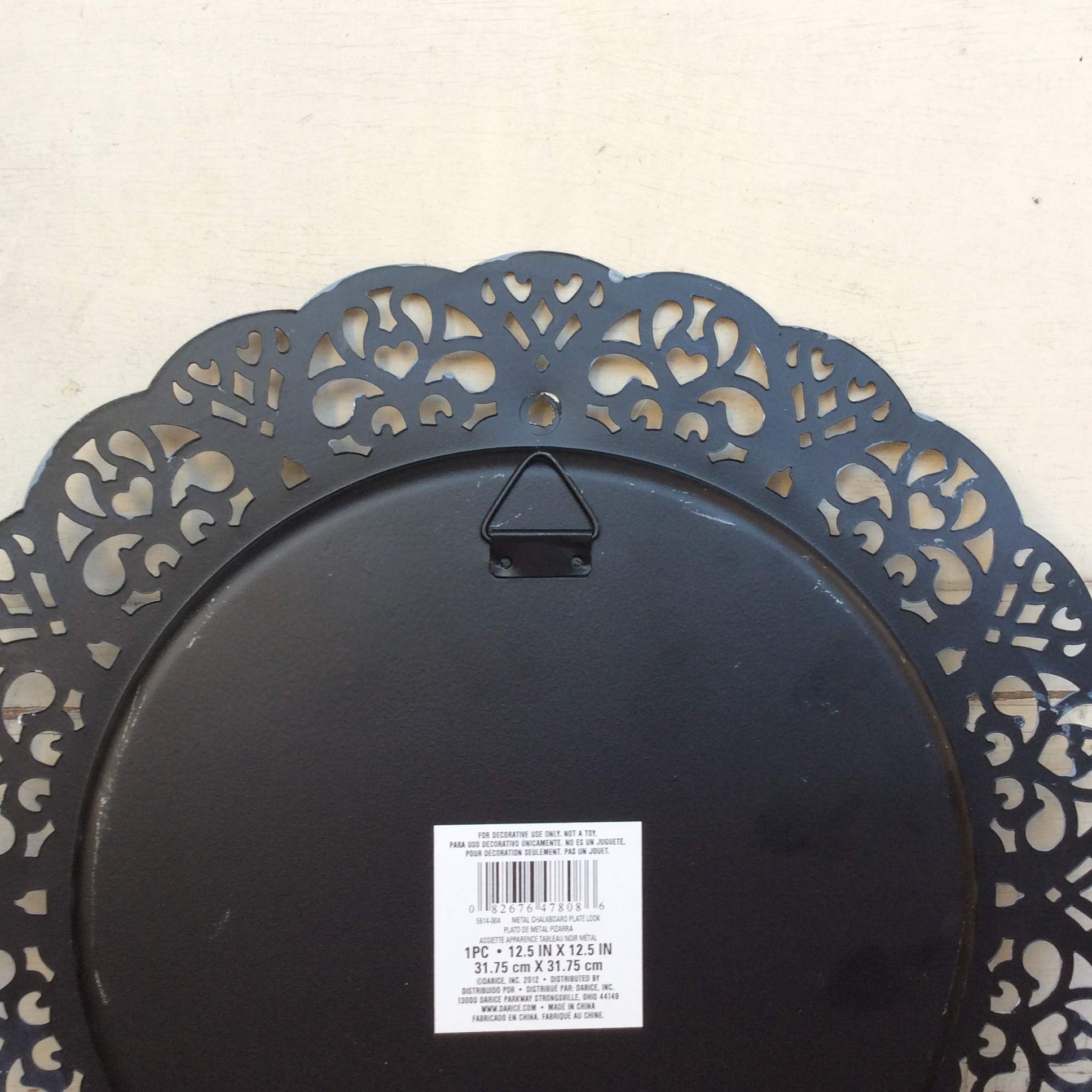 AGD Halloween Decor - Scaredy Black Cat Metal Charger Plate for Spooky Table Setting | Elegant Dinnerware for Halloween Party & Home Decor