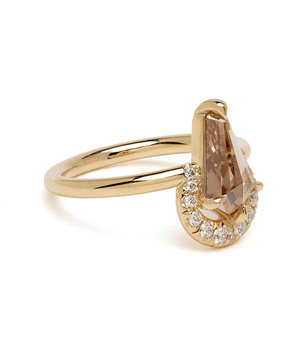 Aura Crescent Champagne Kite Diamond Ring - Elegant 14K Gold Engagement Ring for Women, Unique Vintage Style Wedding Band, Perfect for Proposals, Anniversaries & Special Occasions