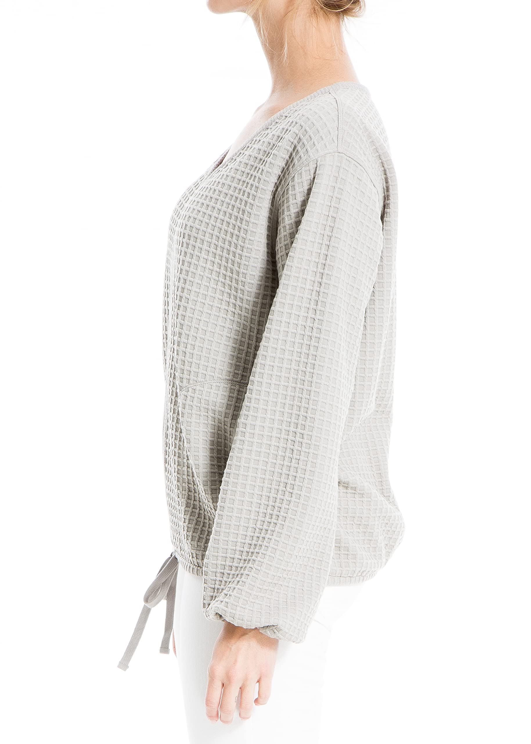 Max Studio Women's Waffle Knit V-Neck Long Sleeve Pullover Shirt - Soft Casual & Dressy Top for Work, Date Night & Fall Layering