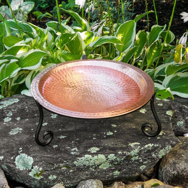 Handmade Hammered Solid Copper Birdbath for Garden - Outdoor Decorative Bird Bath with Rustic Patina Finish - Perfect for Attracting Birds to Your Backyard, Patio or Garden Decor
