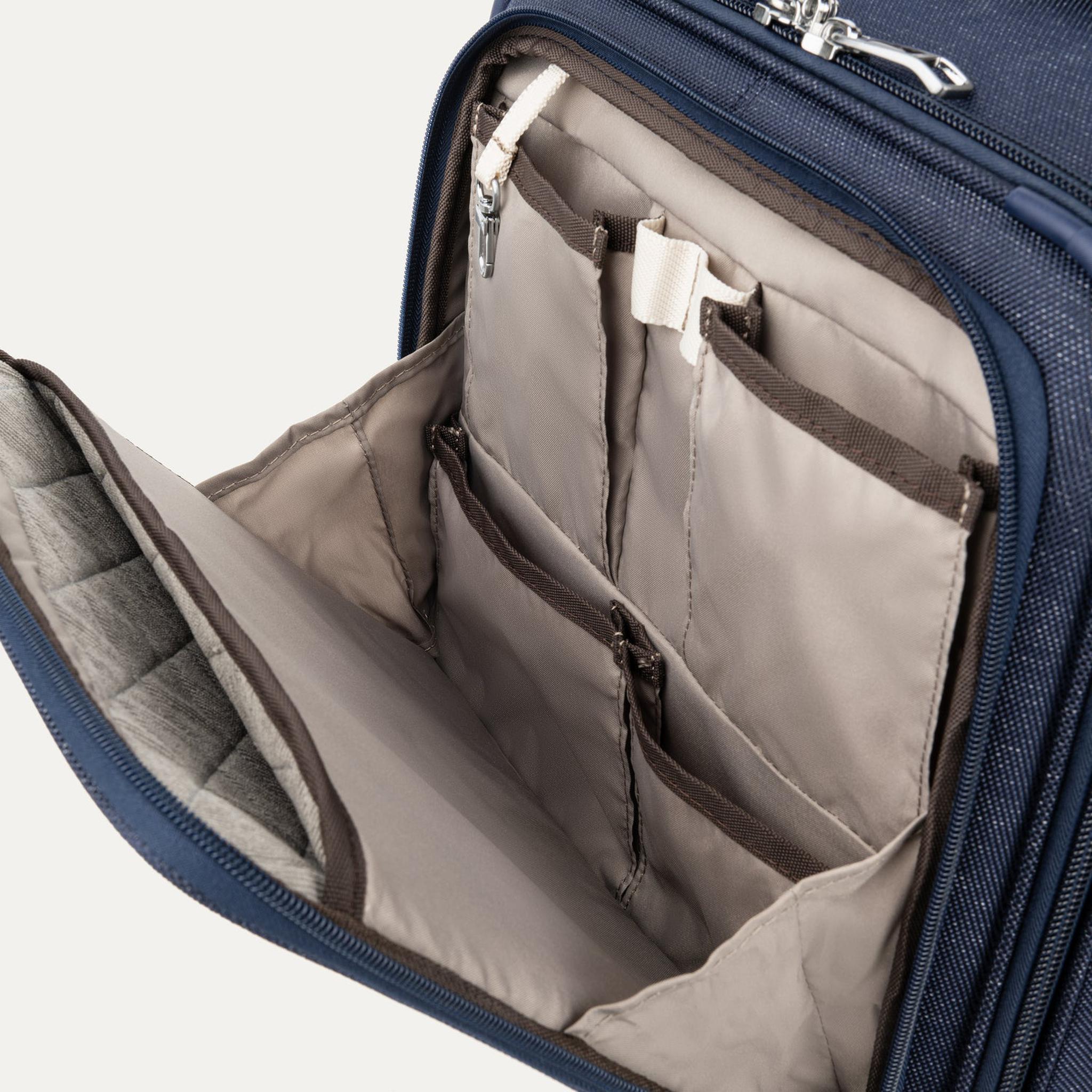 Travelpro Platinum Elite 21