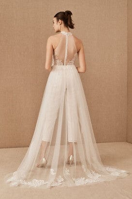 Amsale Camila Wedding Dress Size 8 - Elegant A-Line Bridal Gown for Church, Beach & Outdoor Ceremonies