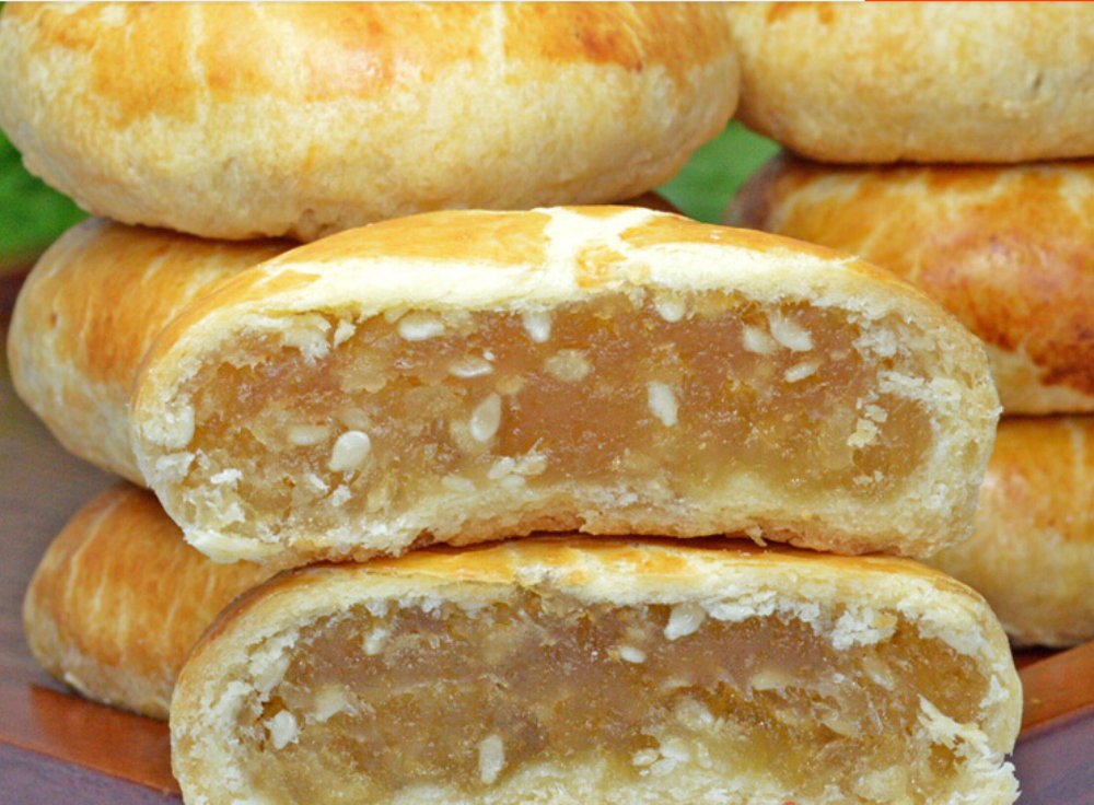 Lianxianglou Wife Cake - Traditional Guangdong Specialty Snacks | Delicious Chinese Pastry Gift Box | Perfect for Gifts, Tea Time & Dessert