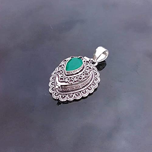 Green Onyx Prayer Box Pendant Necklace - Boho Vintage Retro Pill Box Jewelry for Women - Perfect for Spiritual Protection, Boho Fashion & Unique Gift Giving
