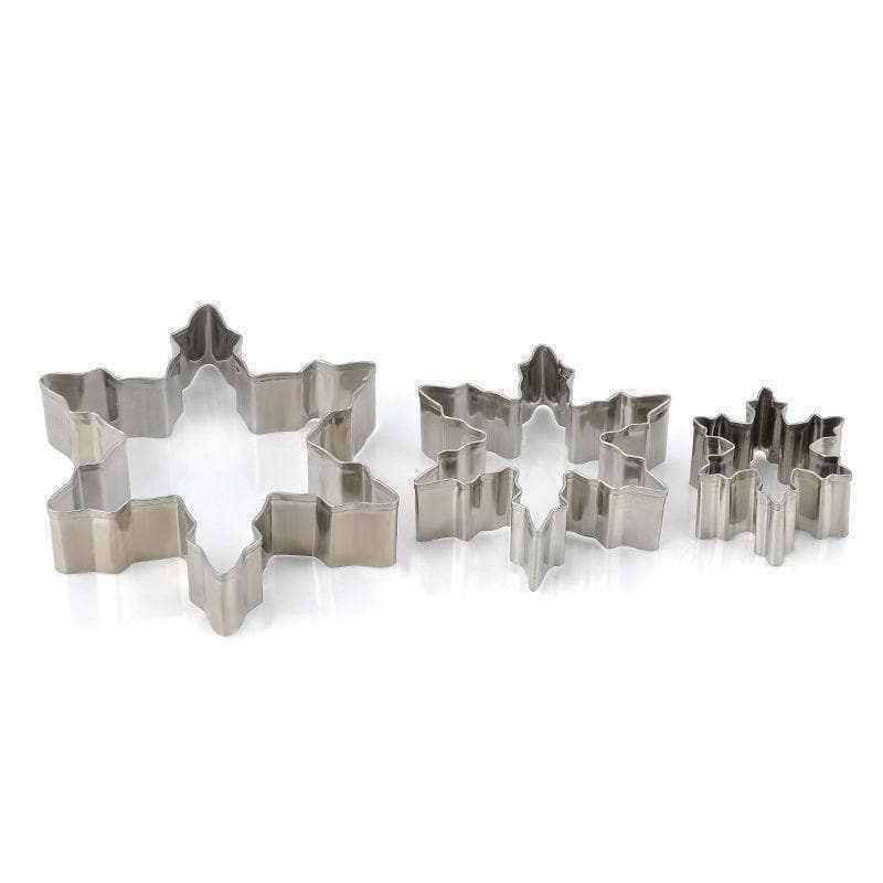 3-Piece Winter Snowflake Cookie Cutter Set - Stainless Steel Holiday Baking Tools for Christmas Cookies, Gingerbread, and Sugar Cookies - Perfect for Holiday Baking, DIY Desserts, and Christmas Party Decorations