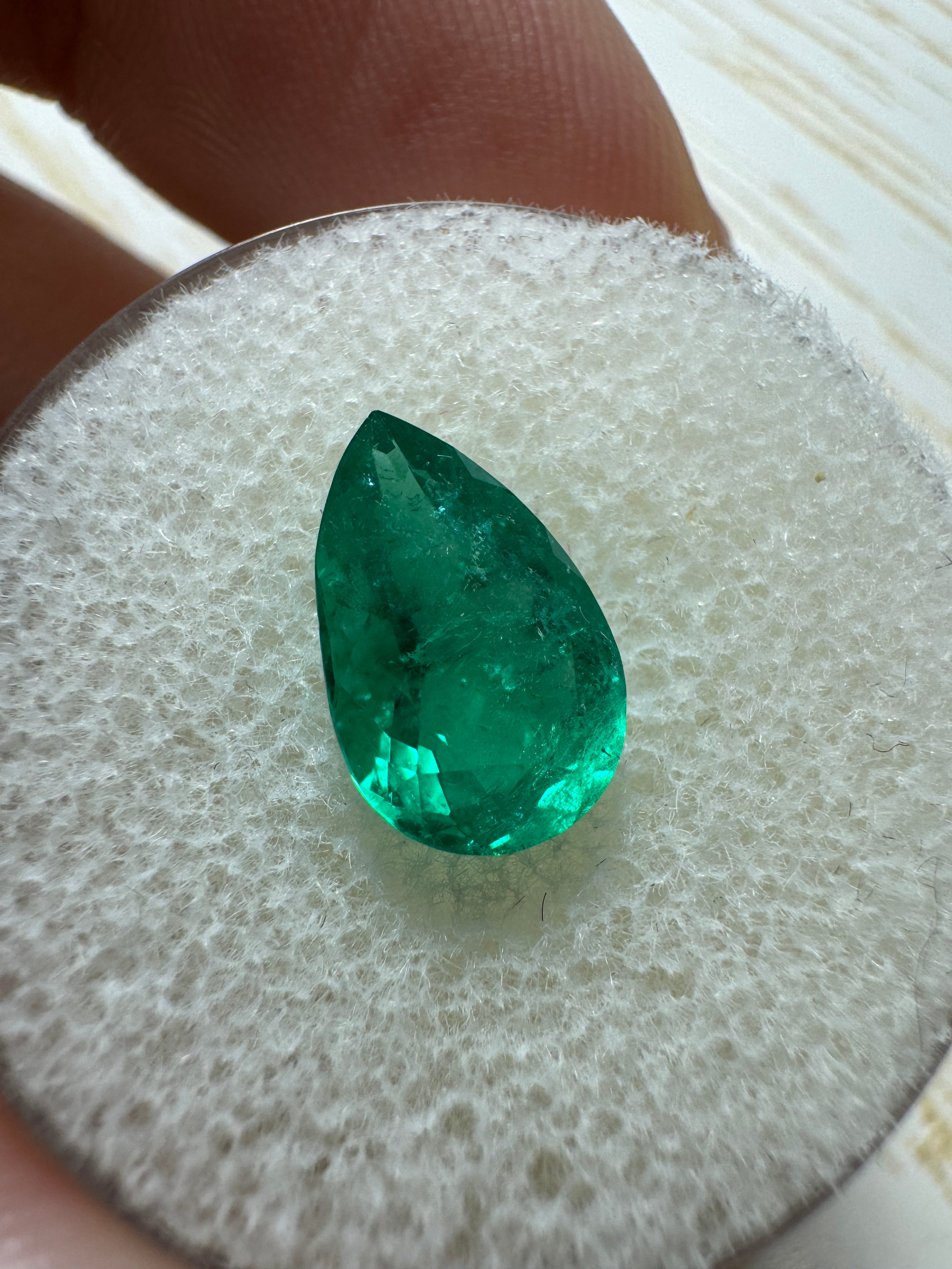 1.79 Carat 11x7mm Deep Bluish Green Natural Colombian Emerald Pear Cut Loose Gemstone for Jewelry Making & Engagement Rings