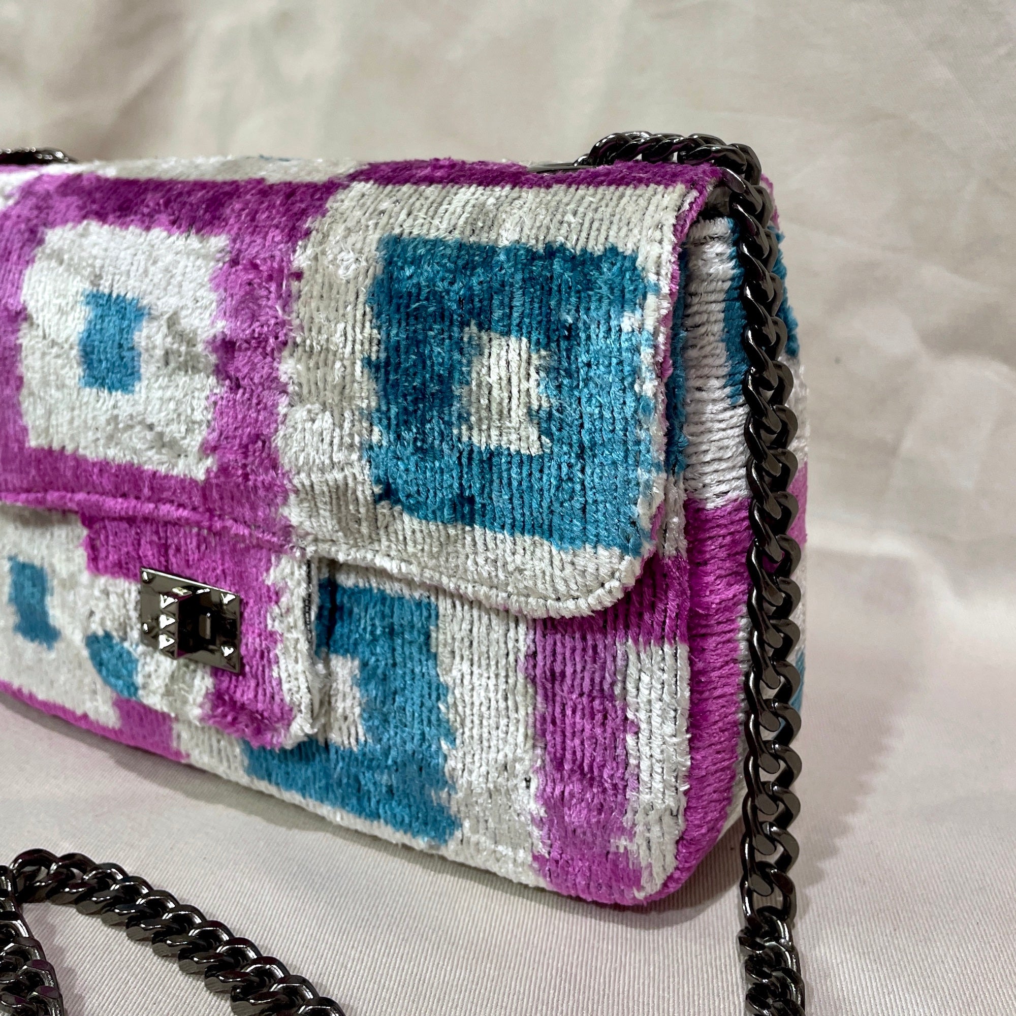 Stylish Ikat Coco Bag Salerno - Trendy Handwoven Crossbody Purse for Women | Perfect for Travel, Shopping & Everyday Use
