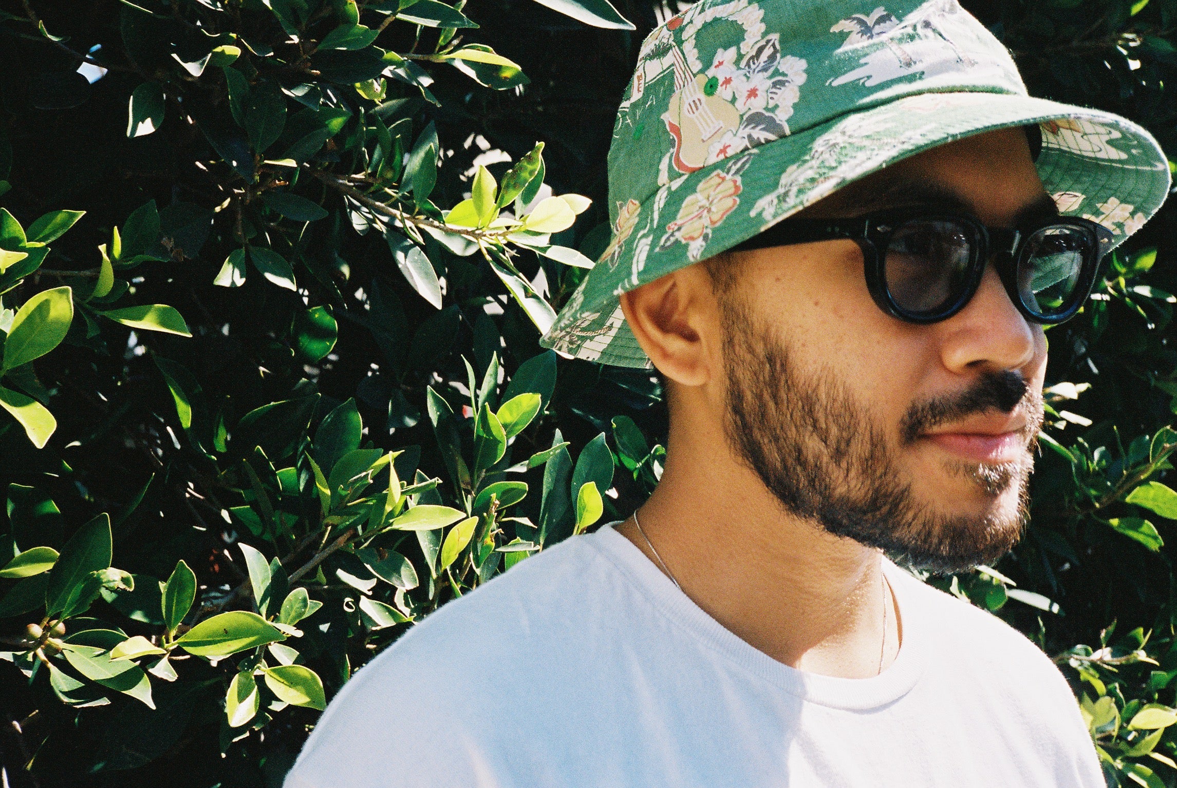Lite Year Hawaiian Bucket Hat - Green Sun Protection Hat for Men & Women - Perfect for Beach, Vacation, and Outdoor Activities