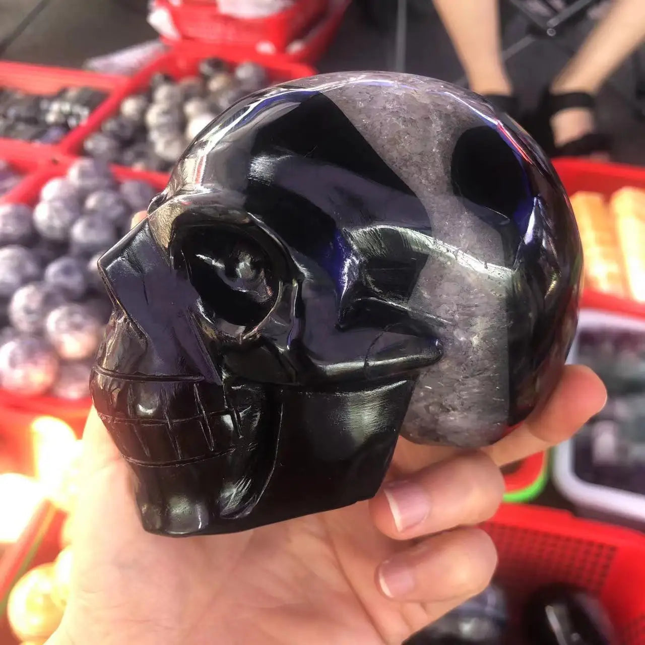 Natural Black Agate Skull Geode Crystal - Feng Shui Healing Stone for Reiki Meditation, Positive Energy Home Decor for Living Room & Office Space