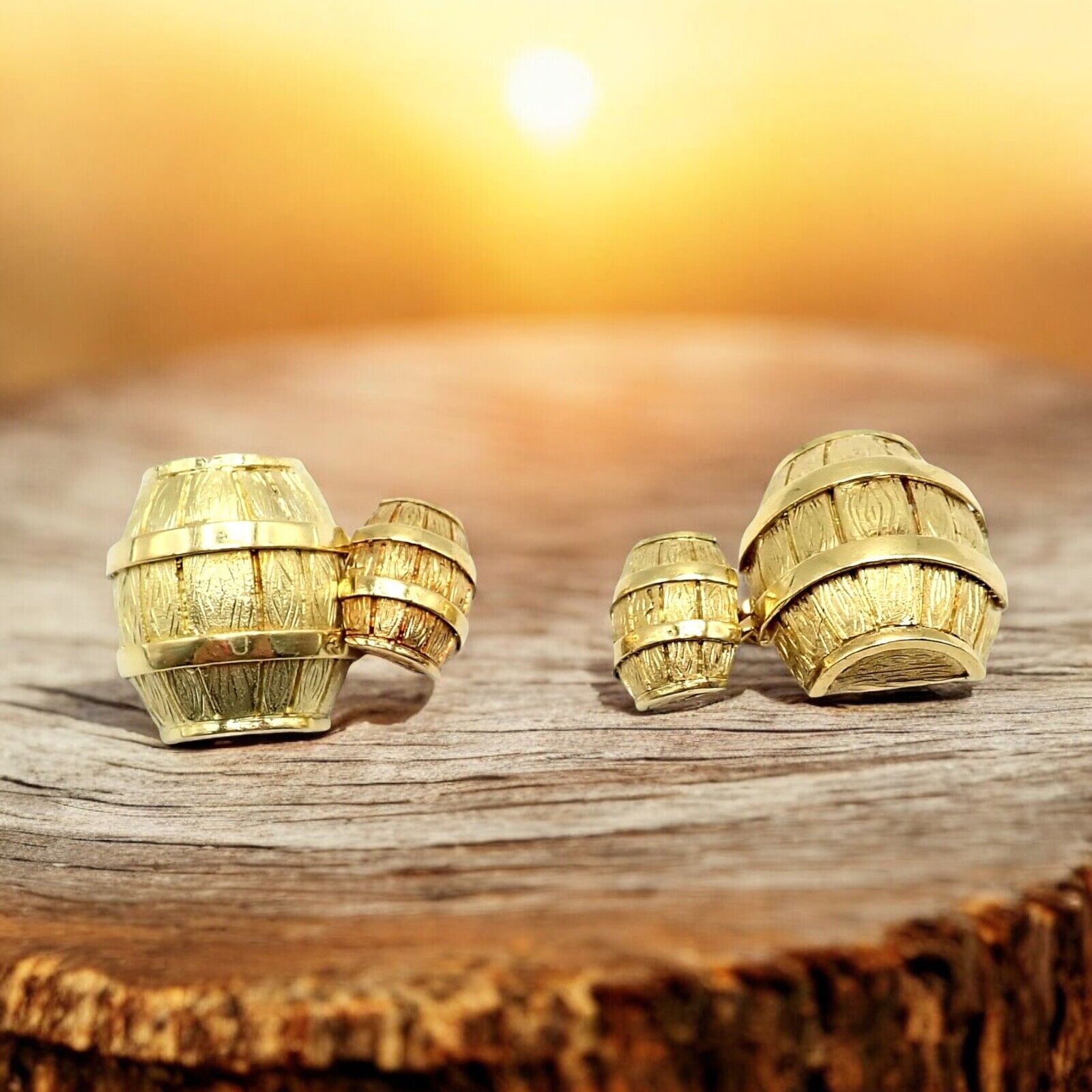 Vintage Cartier 18k Yellow Gold Barrel Cufflinks - Authentic 1970s Luxury Men's Jewelry for Formal Wear & Special Occasions