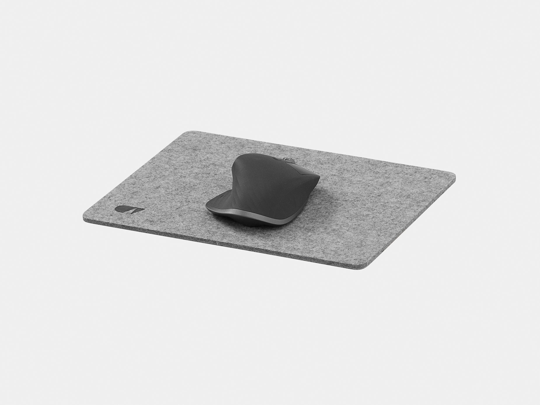 Premium Felt & Cork Mouse Pad - Ergonomic Desk Mat for Comfortable Work & Gaming - Non-Slip Surface for Office, Home & Computer Use