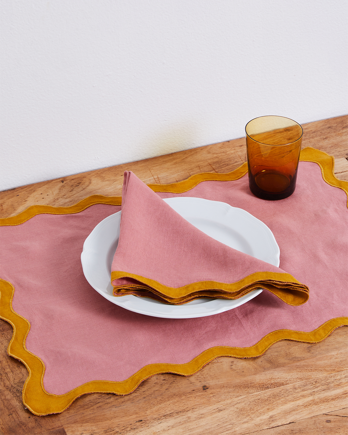 Organic Pink Clay & Turmeric Dyed 100% French Flax Linen Scalloped Edge Napkins - Set of 4 Eco-Friendly Dinner Napkins for Farmhouse Tables, Wedding Decor & Boho Chic Dining