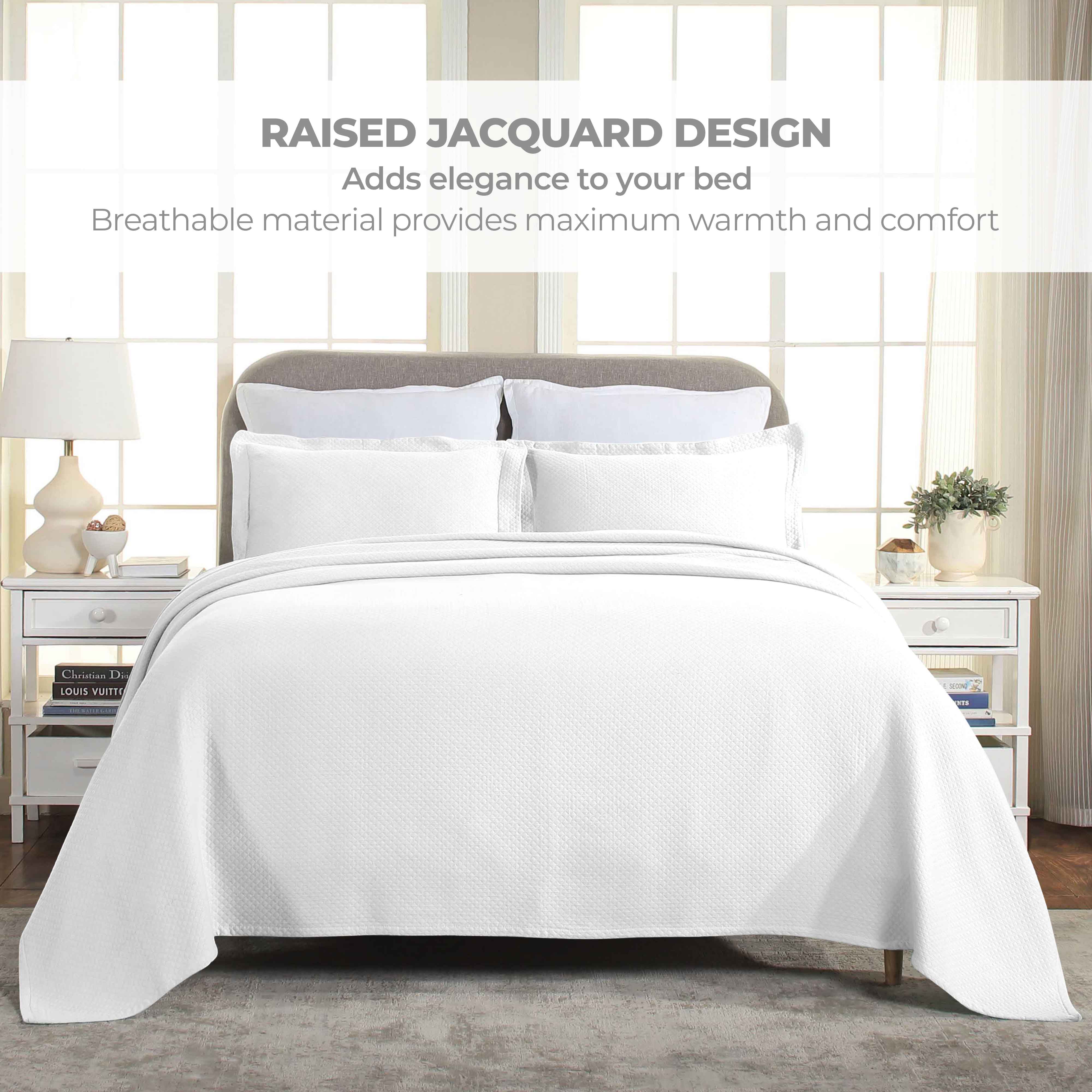 Luxury Jacquard Matelassé Cotton Diamond Solitaire Bedspread Set - Queen Size Bedding Coverlet for Master Bedroom, Guest Room & Hotel Decor