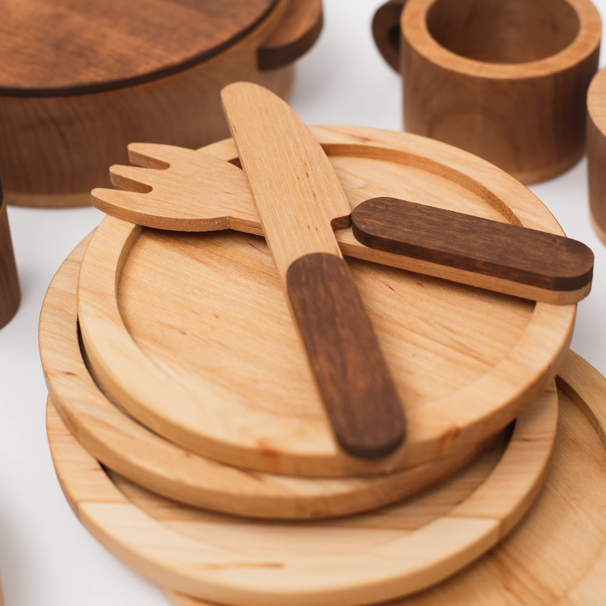 **Wooden Play Kitchen Dishes Set - Montessori Pretend Play Toys for Kids, Toddler Utensils & Cutting Board - Christmas Birthday Gift (Dishes Set for 2) - Perfect for Role Play, Learning & Gift Giving**