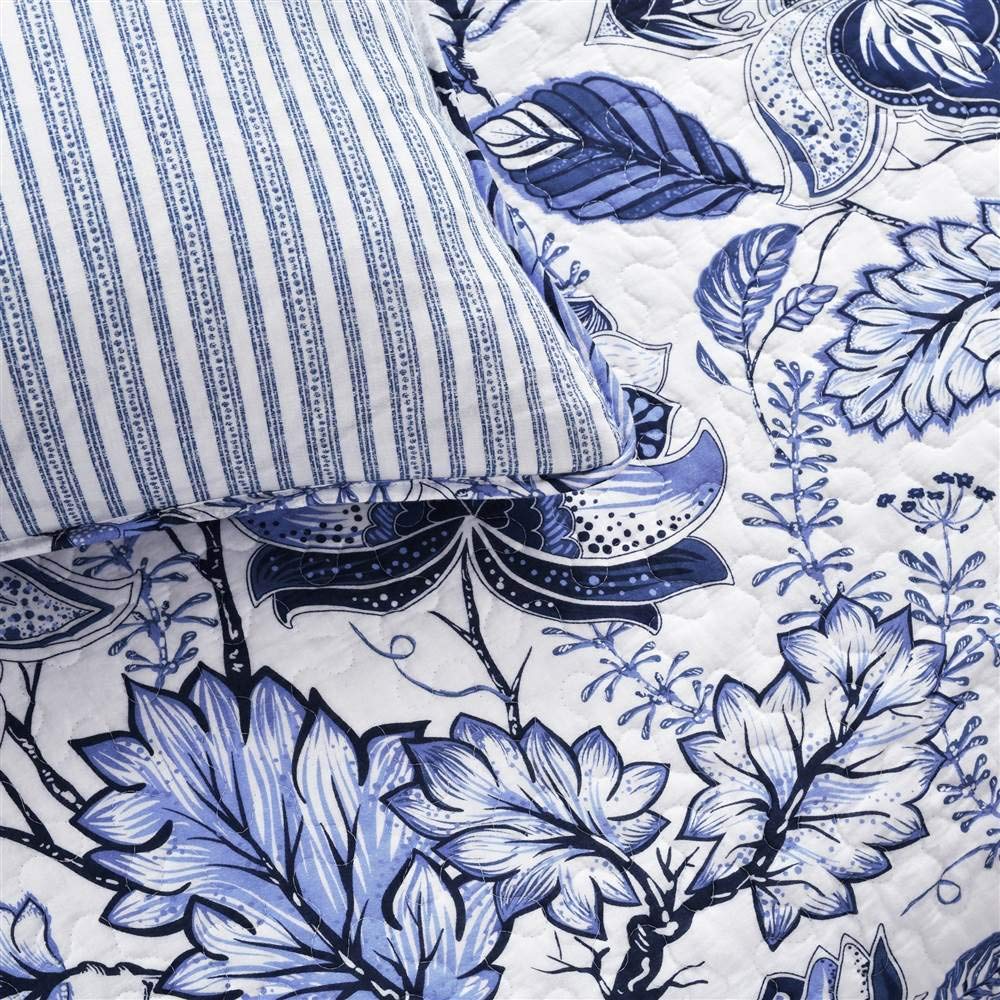 Lush Decor Reversible Quilt Set - Full Queen, Blue for Cozy Bedrooms