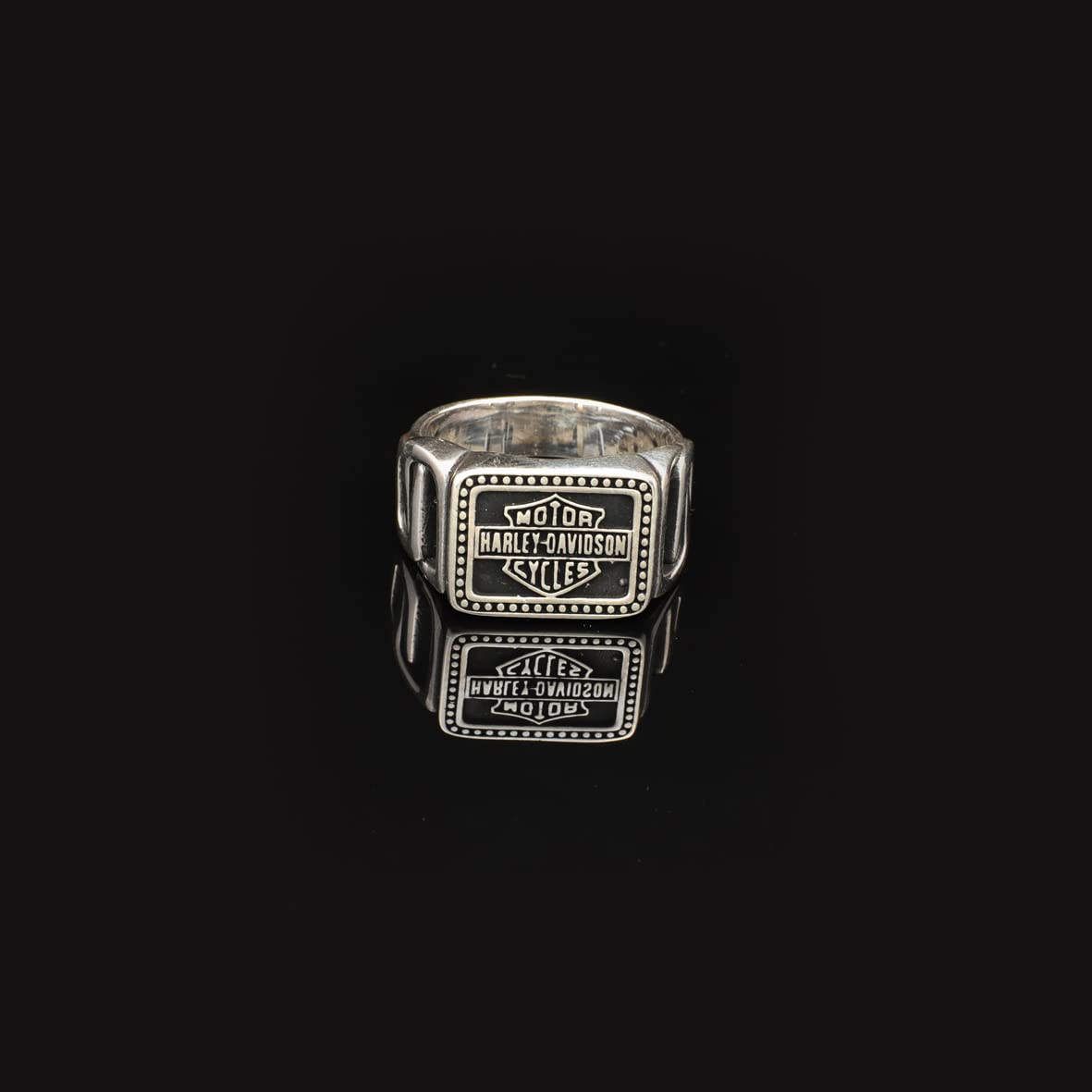 Harley Davidson 925 Sterling Silver Men's Signet Ring - Handcrafted Biker Jewelry - Custom Motorcycle Rider Ring for Men - Perfect for Biker Gifts, Motorcycle Events & Everyday Wear (Size 15)